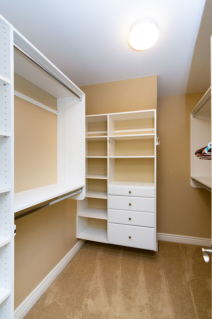 Downers Grove, Illinois, 60515, United States, 4 Bedrooms Bedrooms, ,4 BathroomsBathrooms,Residential,For Sale,1954600