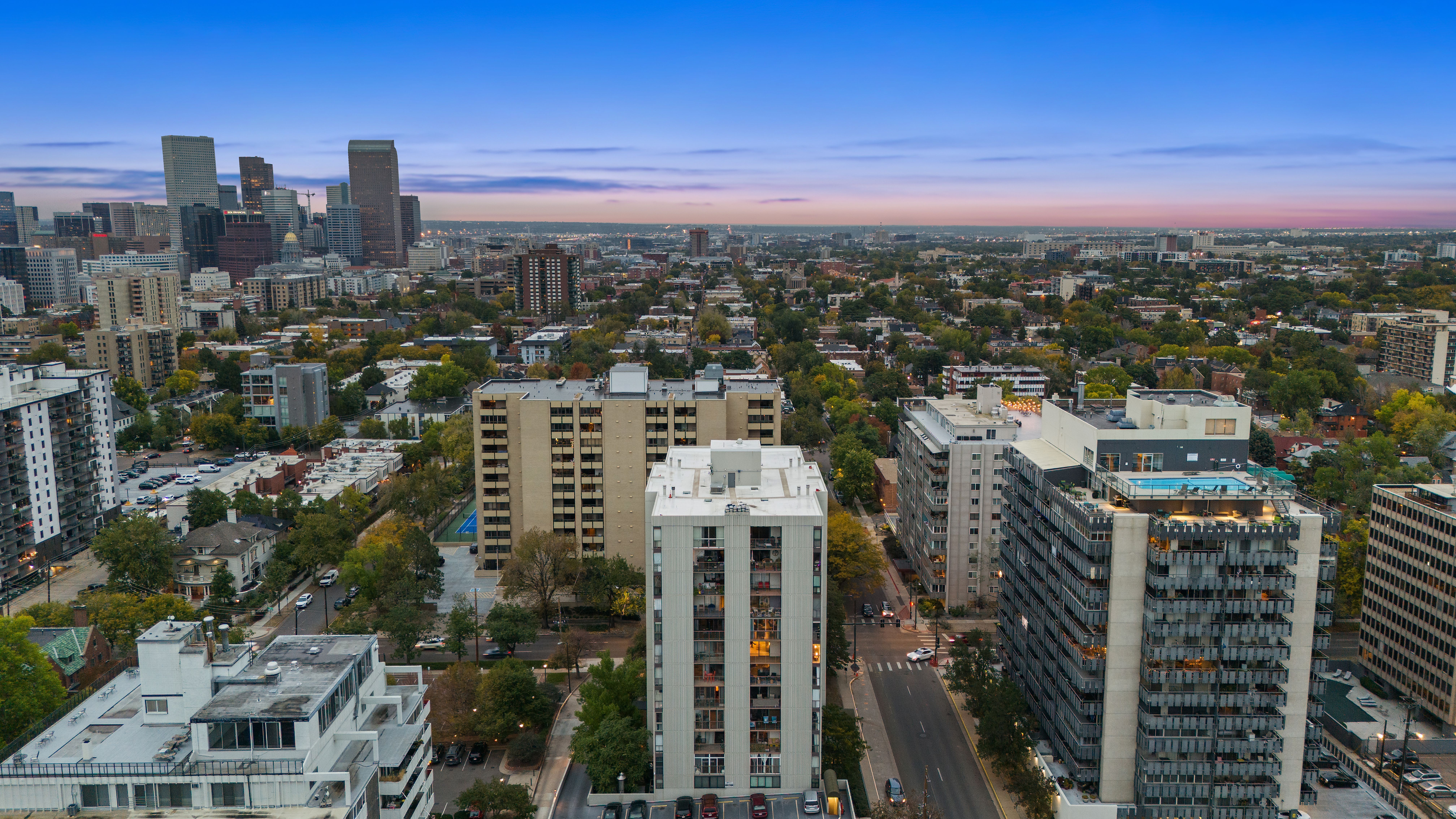  Your Front-Row Seat to Views of Pikes Peak & Everything Denver has to Offer - 物件實景