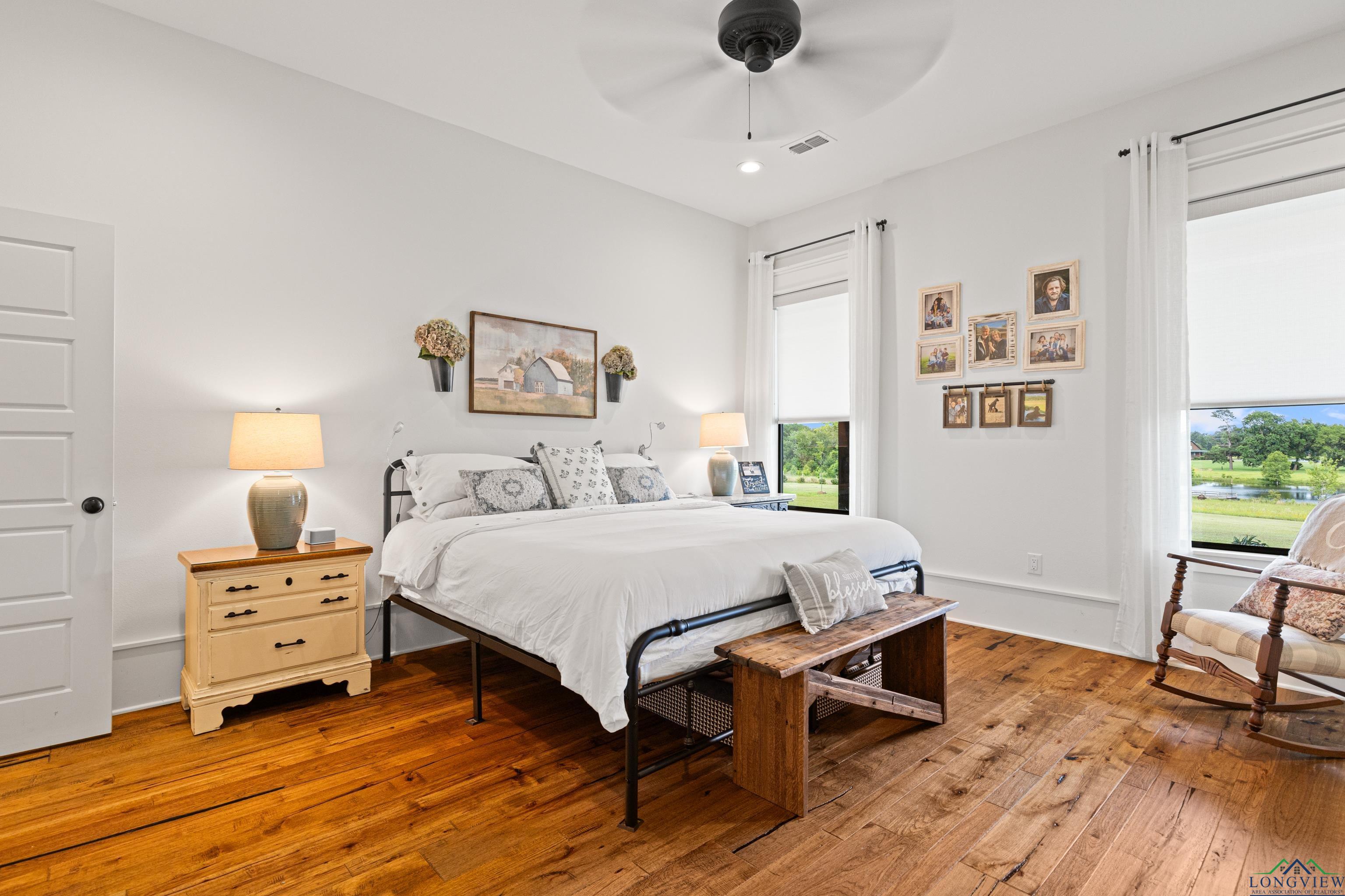 Jefferson, Texas, 75657, United States, 4 Bedrooms Bedrooms, ,4 BathroomsBathrooms,Residential,For Sale,1859470