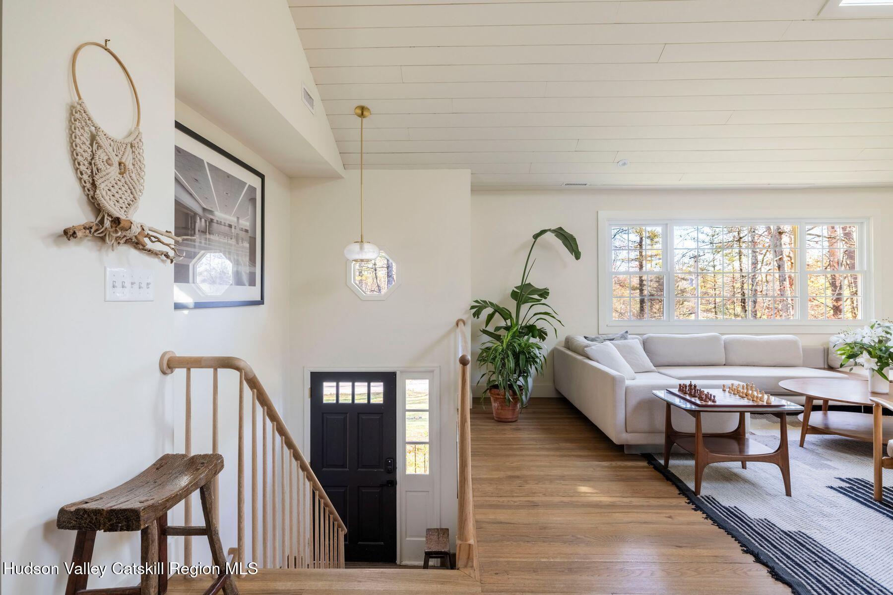 Woodstock, New York, 12498, United States, 3 Bedrooms Bedrooms, ,3 BathroomsBathrooms,Residential,For Sale,2002199