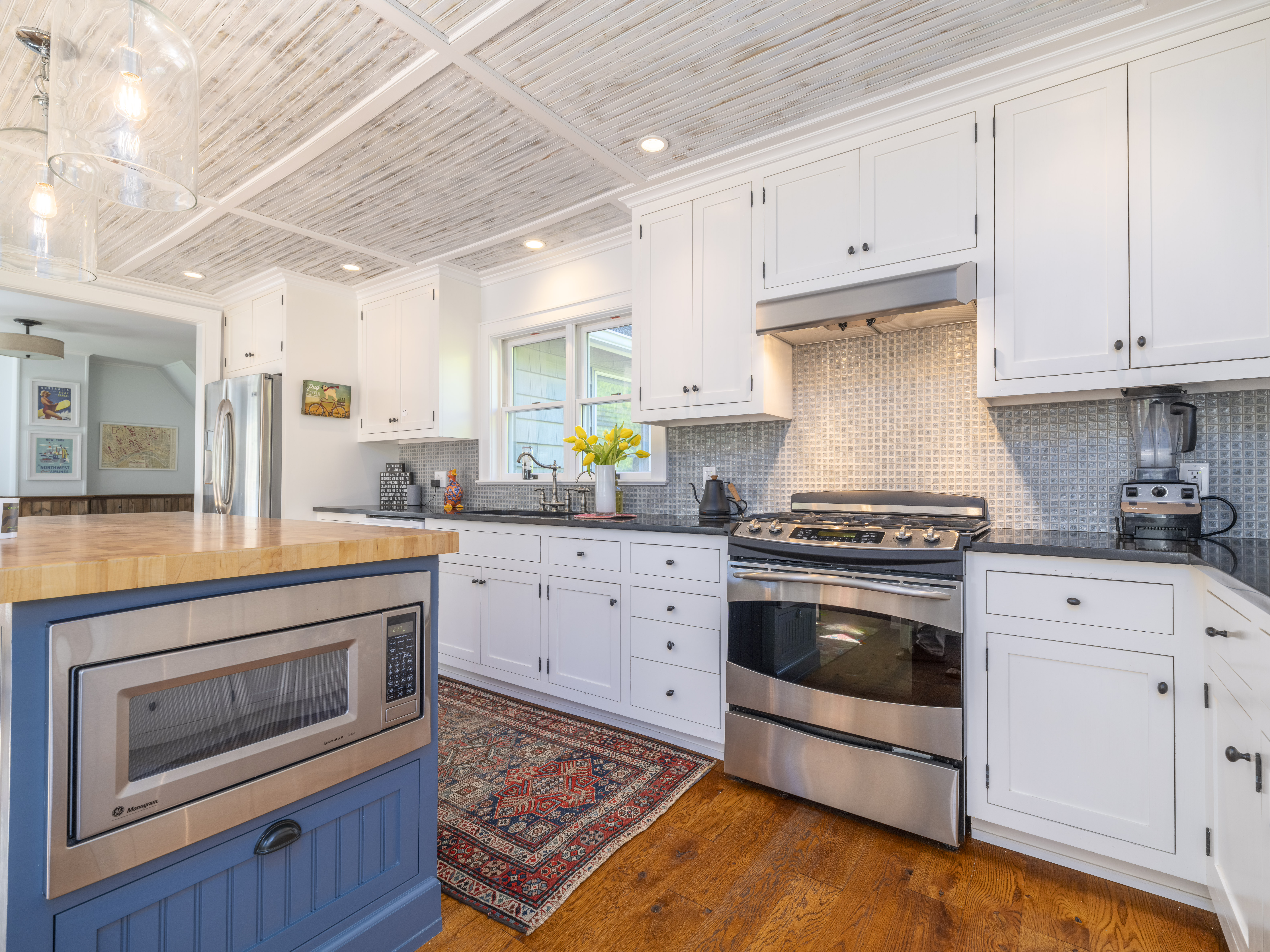 Cutchogue, New York, 11935, United States, 4 Bedrooms Bedrooms, ,2 BathroomsBathrooms,Residential,For Sale,1987431