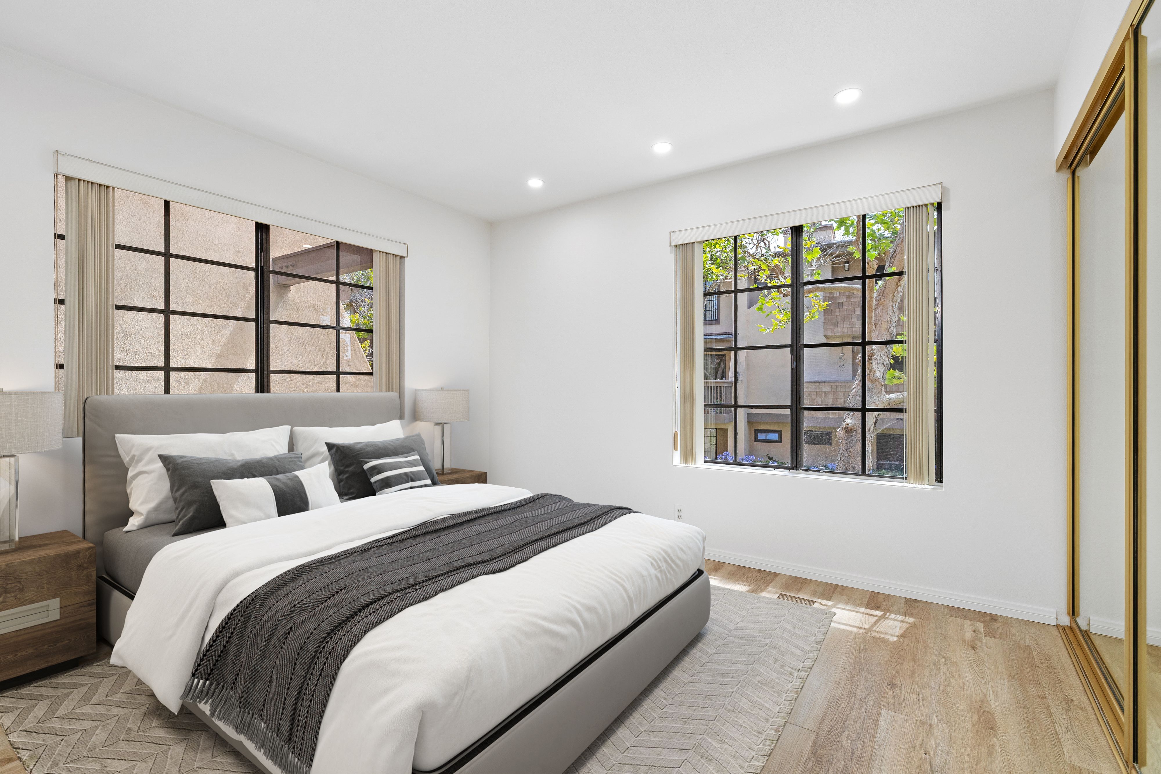  8870 Villa La Jolla Drive, San Diego, CA 92037 - 物件實景