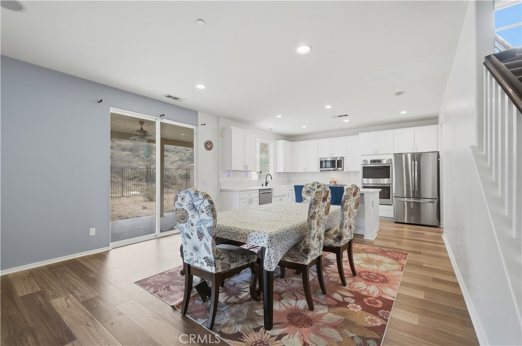 Lake Elsinore, California, 92532, United States, 5 Bedrooms Bedrooms, ,3 BathroomsBathrooms,Residential,For Sale,2049306