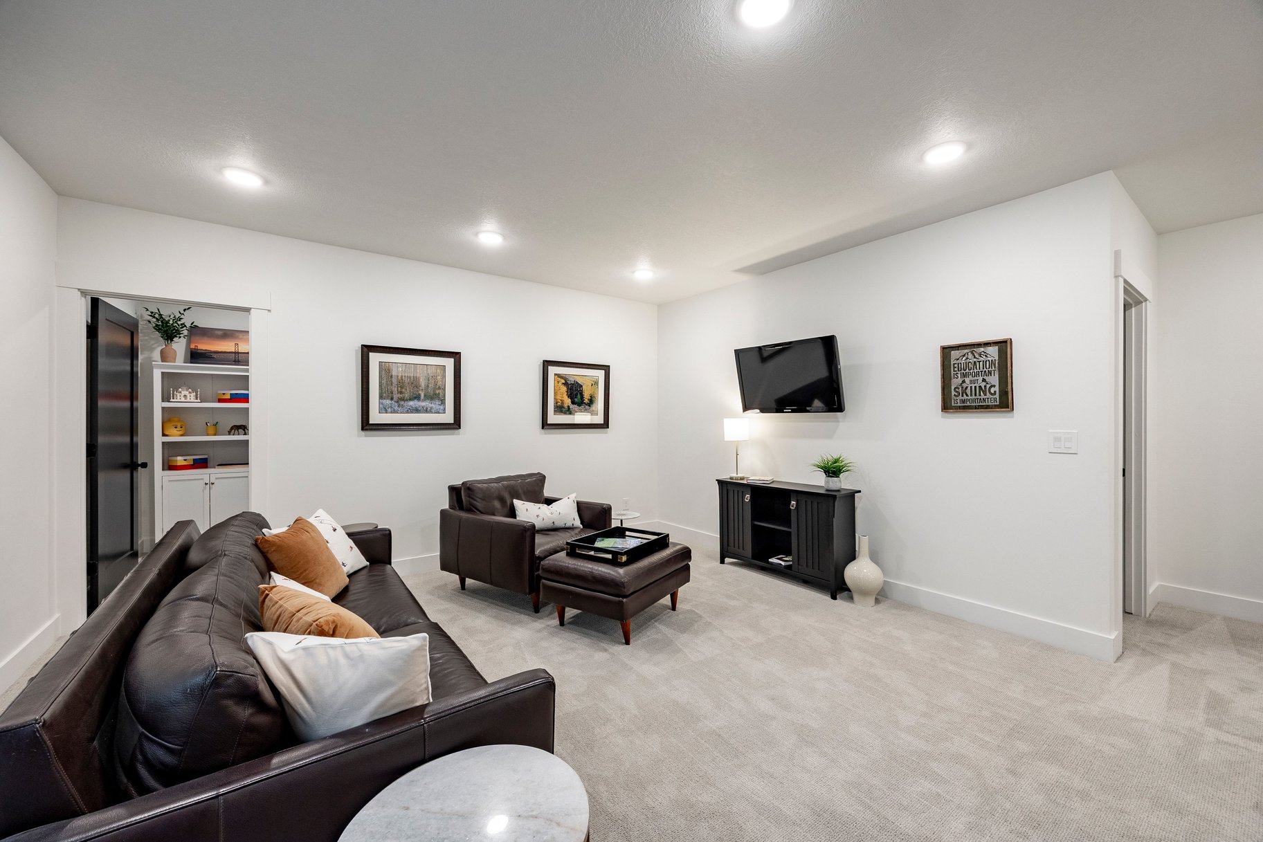  Stylish 2023 Move-In Ready Home  Silver Creek Village - 物件實景