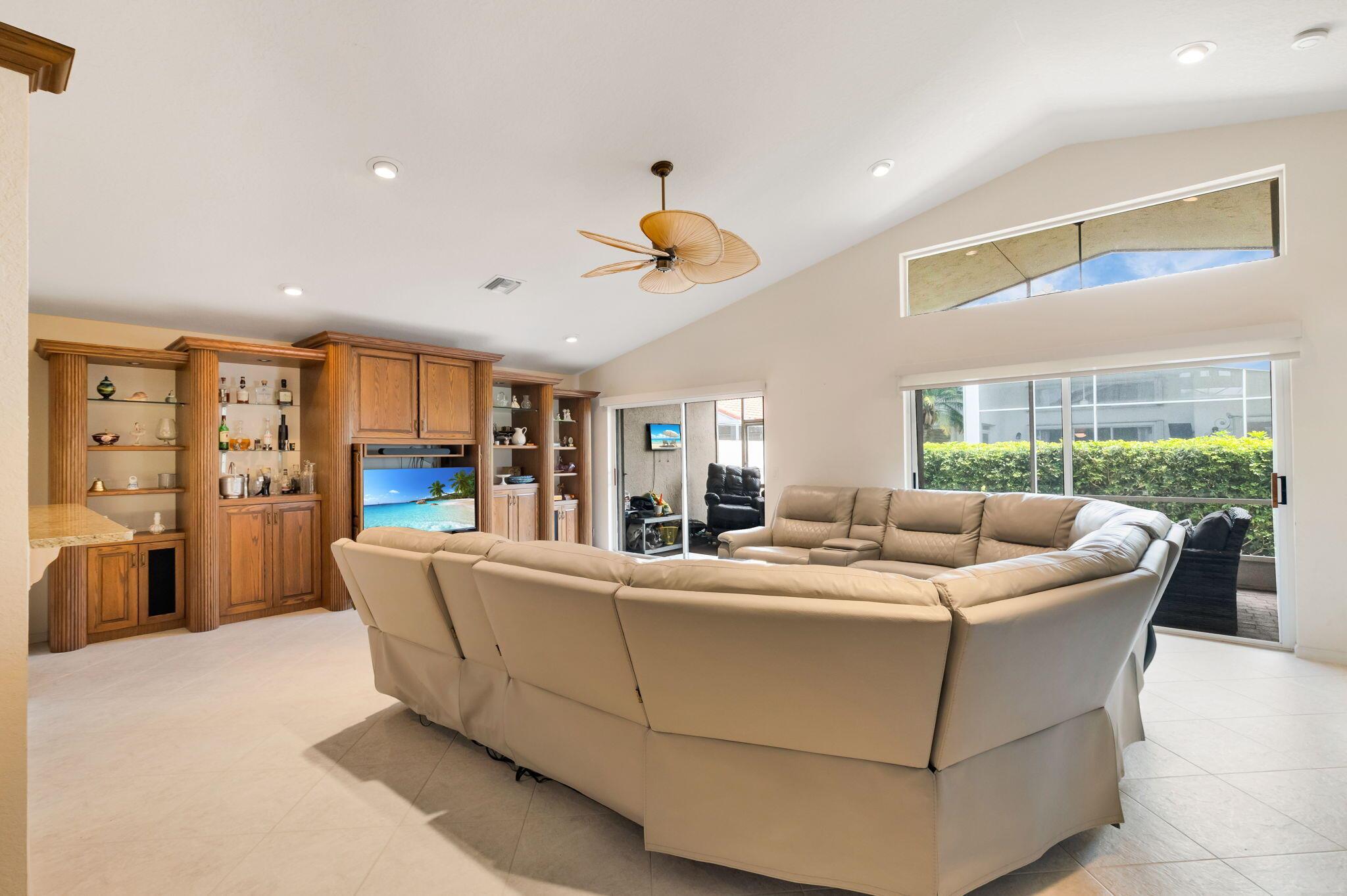 Boynton Beach, Florida, 33437, United States, 3 Bedrooms Bedrooms, ,2 BathroomsBathrooms,Residential,For Sale,1905811