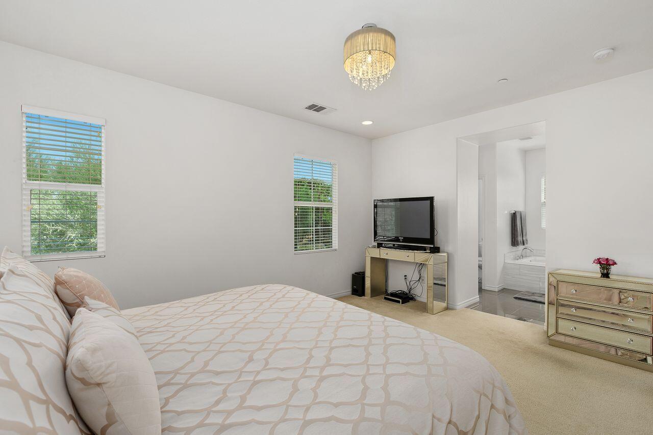 Palm Desert, California, 92211, United States, 4 Bedrooms Bedrooms, ,3 BathroomsBathrooms,Residential,For Sale,1913573