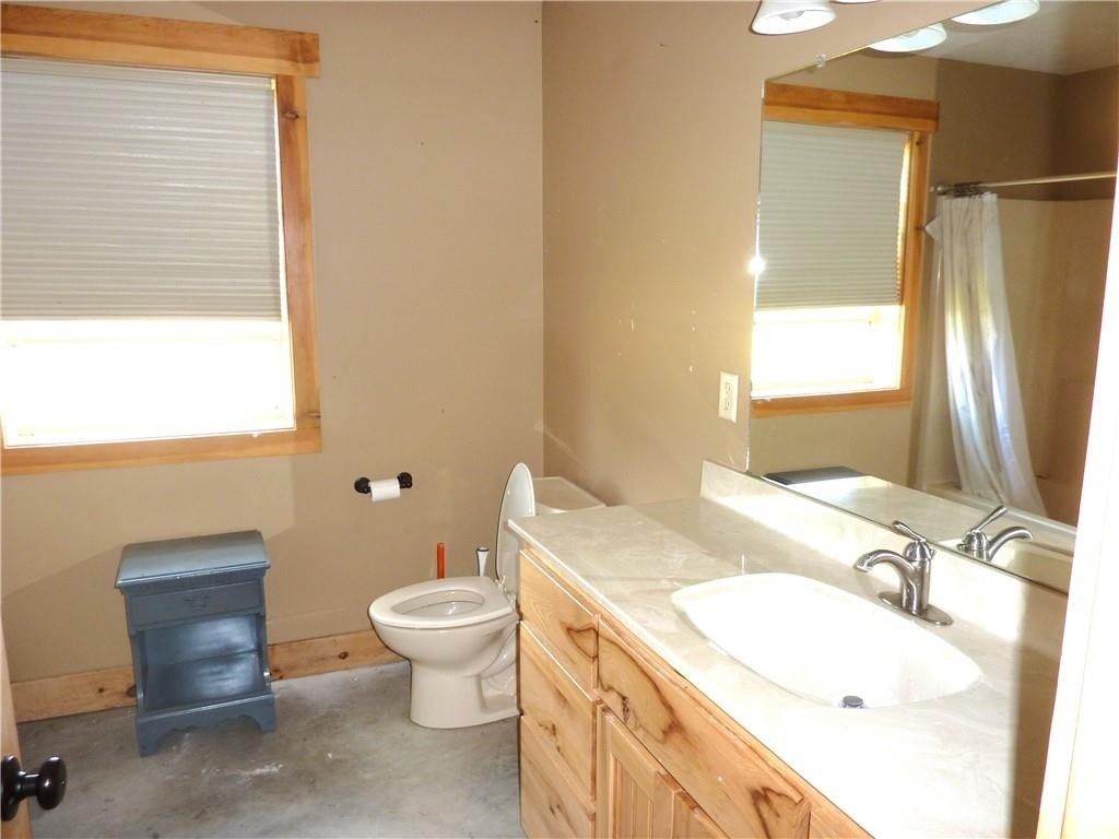 Everton, Arkansas, 72633, United States, 3 Bedrooms Bedrooms, ,2 BathroomsBathrooms,Residential,For Sale,2008794