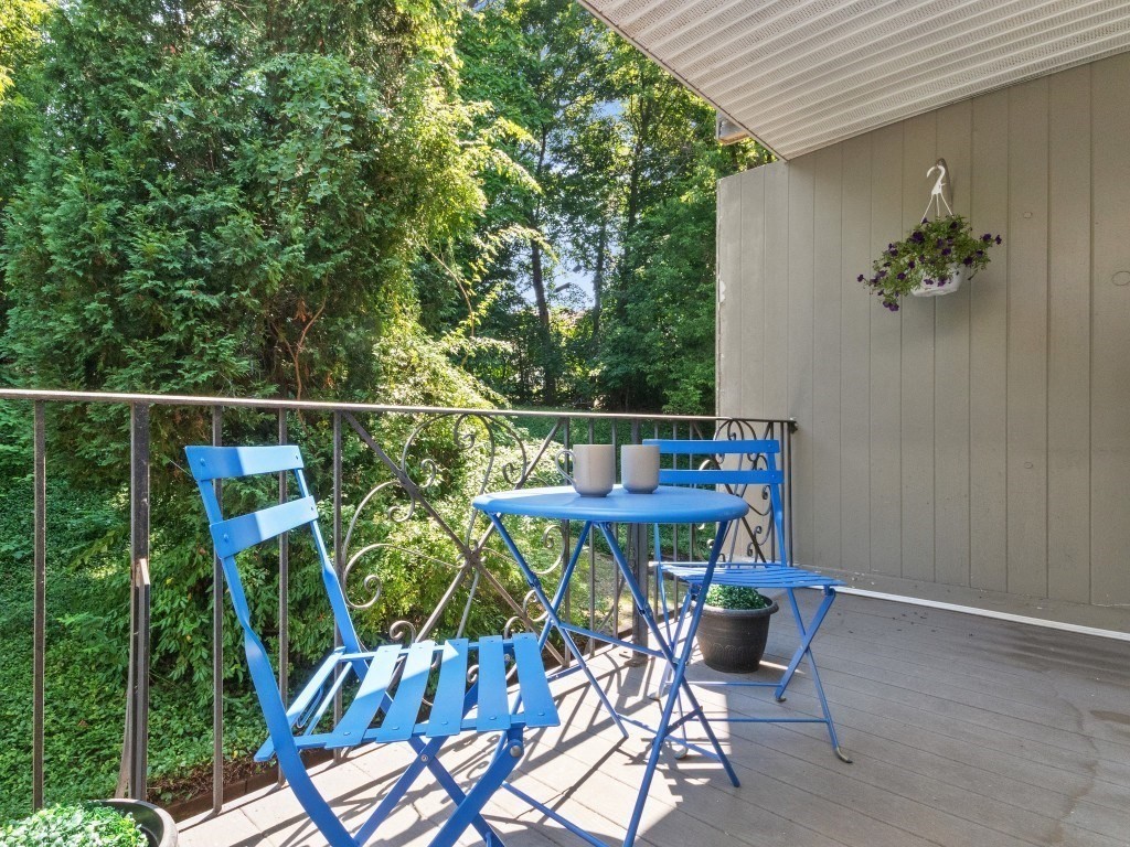 Brookline, Massachusetts, 02445, United States, 1 Bedroom Bedrooms, ,1 BathroomBathrooms,Residential,For Sale,1934572