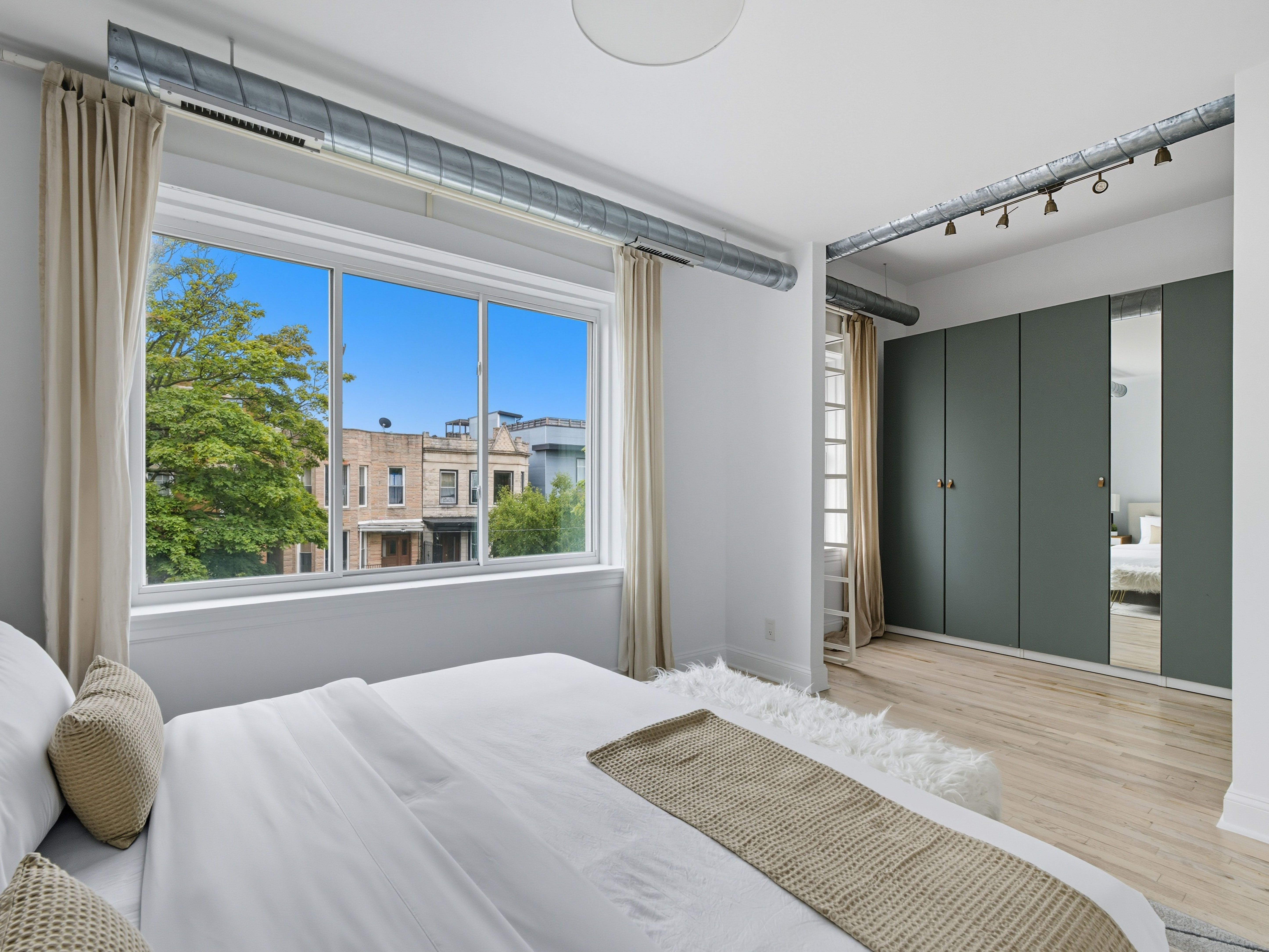  Darling Brick Farm House - 物件實景