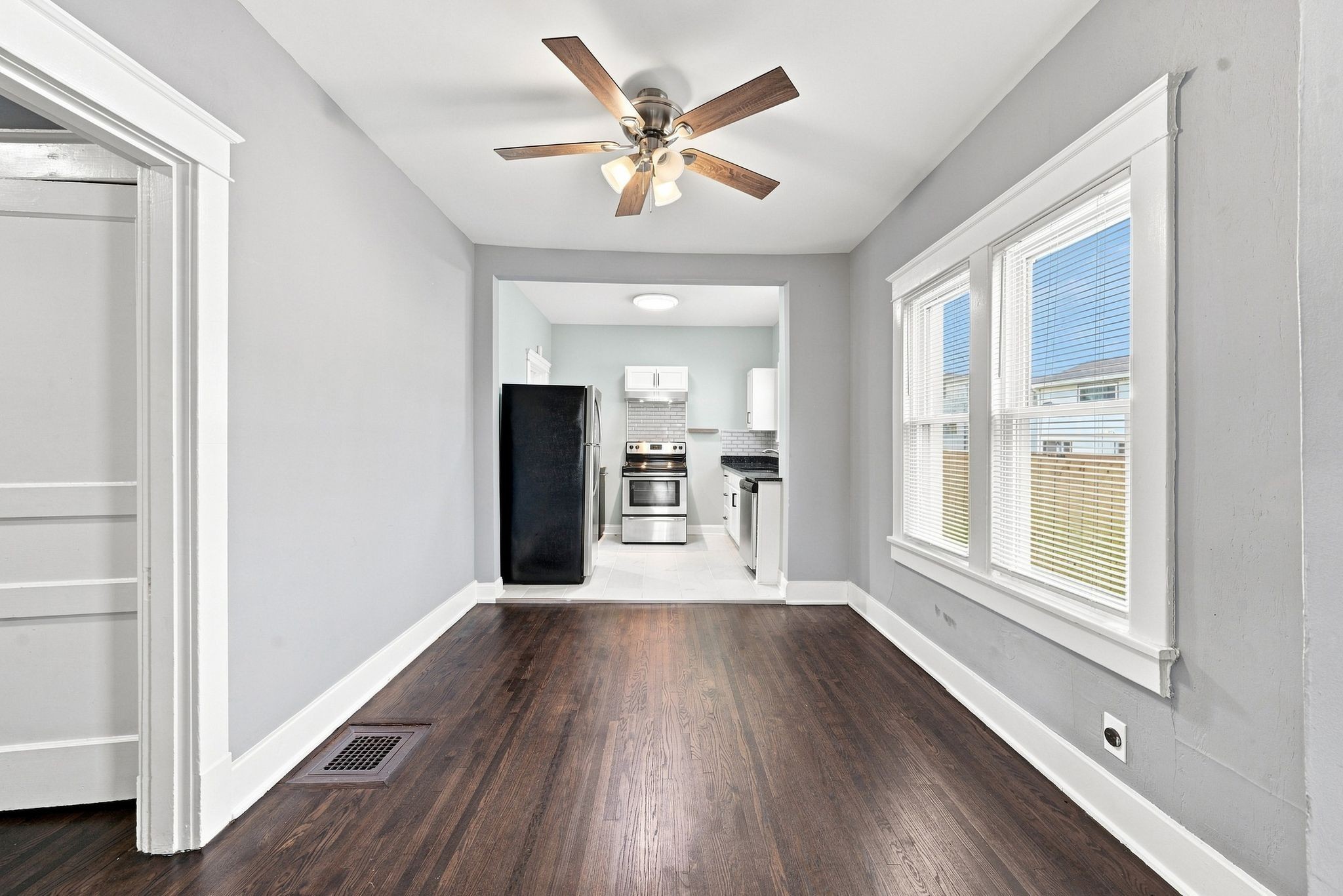  1072A Zophi St, Nashville, TN, 37216 - 物件實景