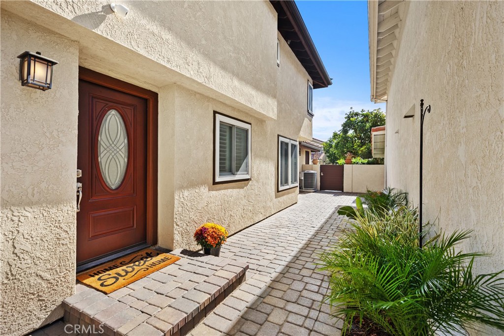 Laguna Niguel, California, 92677, United States, 3 Bedrooms Bedrooms, ,3 BathroomsBathrooms,Residential,For Sale,1985544