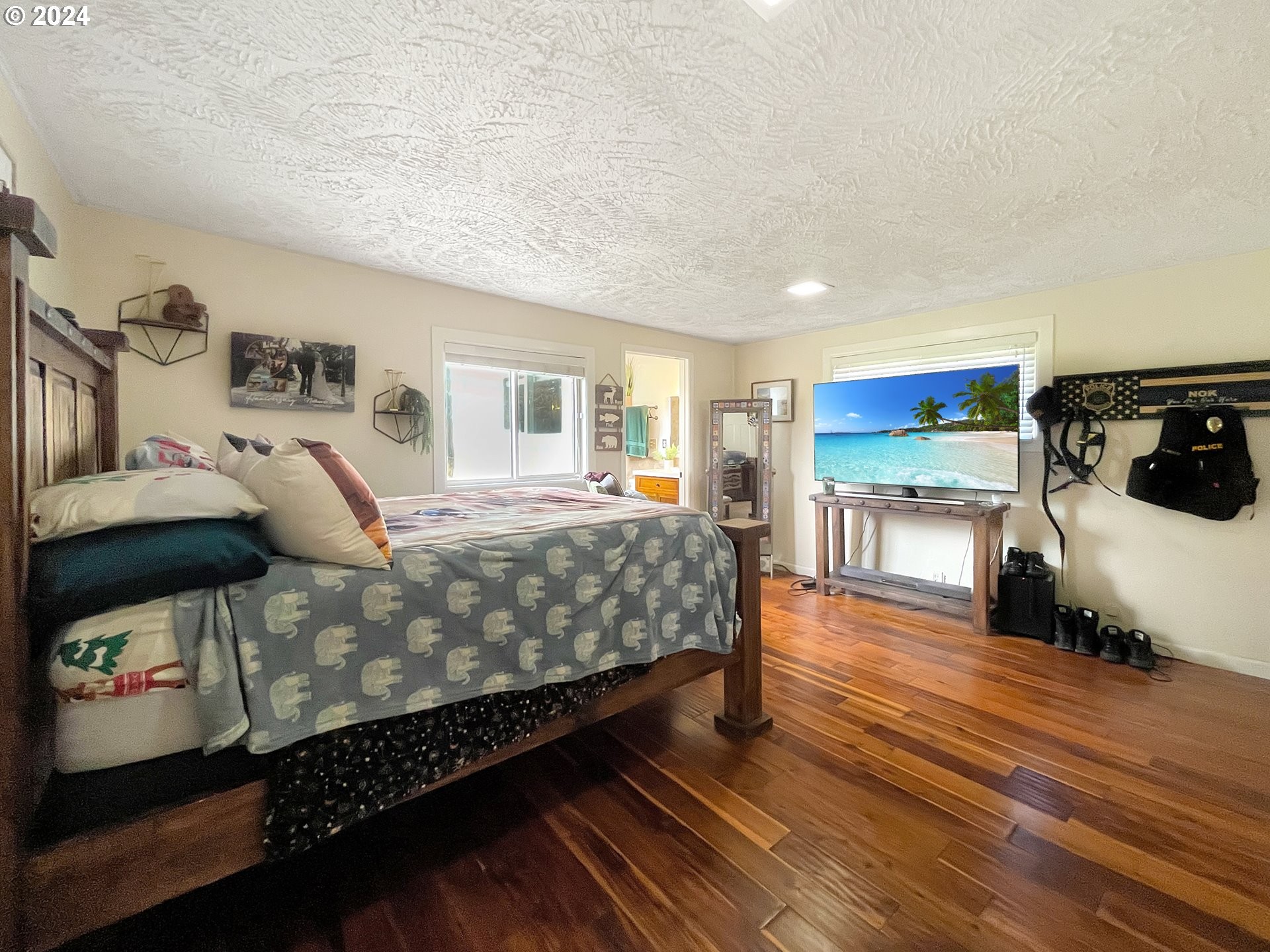 Brookings, Oregon, 97415, United States, 3 Bedrooms Bedrooms, ,2 BathroomsBathrooms,Residential,For Sale,1915358