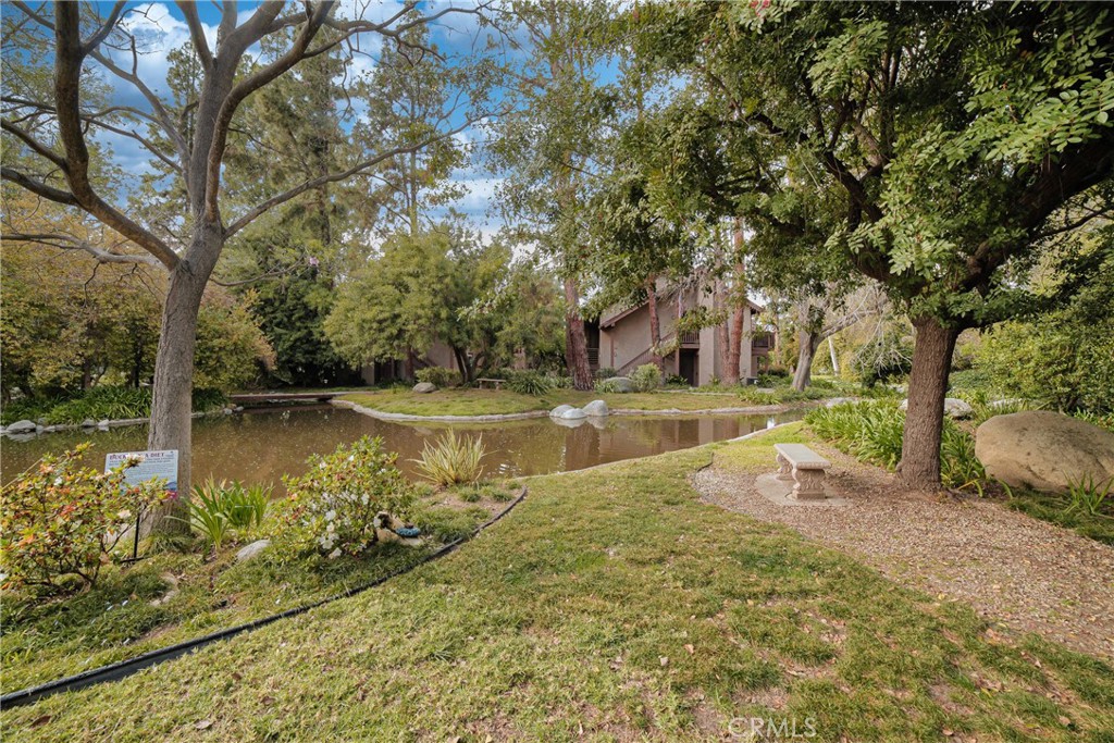 Canoga Park, California, 91303, United States, 2 Bedrooms Bedrooms, ,1 BathroomBathrooms,Residential,For Sale,1934510