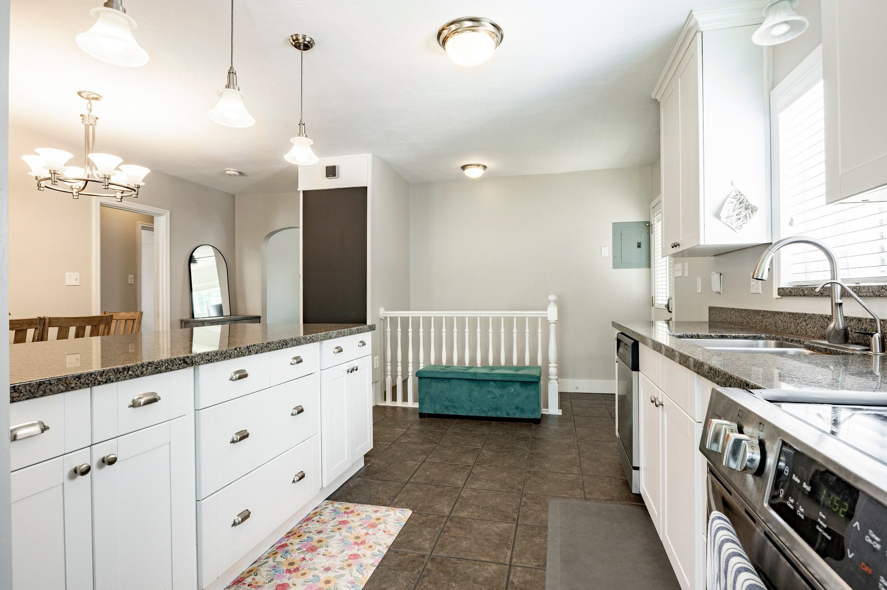 Charming Highland Park Bungalow  4 Bedrooms  Impeccably Maintained - 物件實景