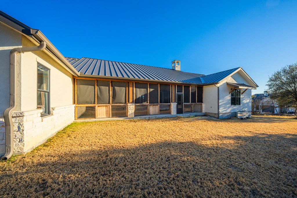 Kerrville, Texas, 78028, United States, 4 Bedrooms Bedrooms, ,3 BathroomsBathrooms,Residential,For Sale,1691989