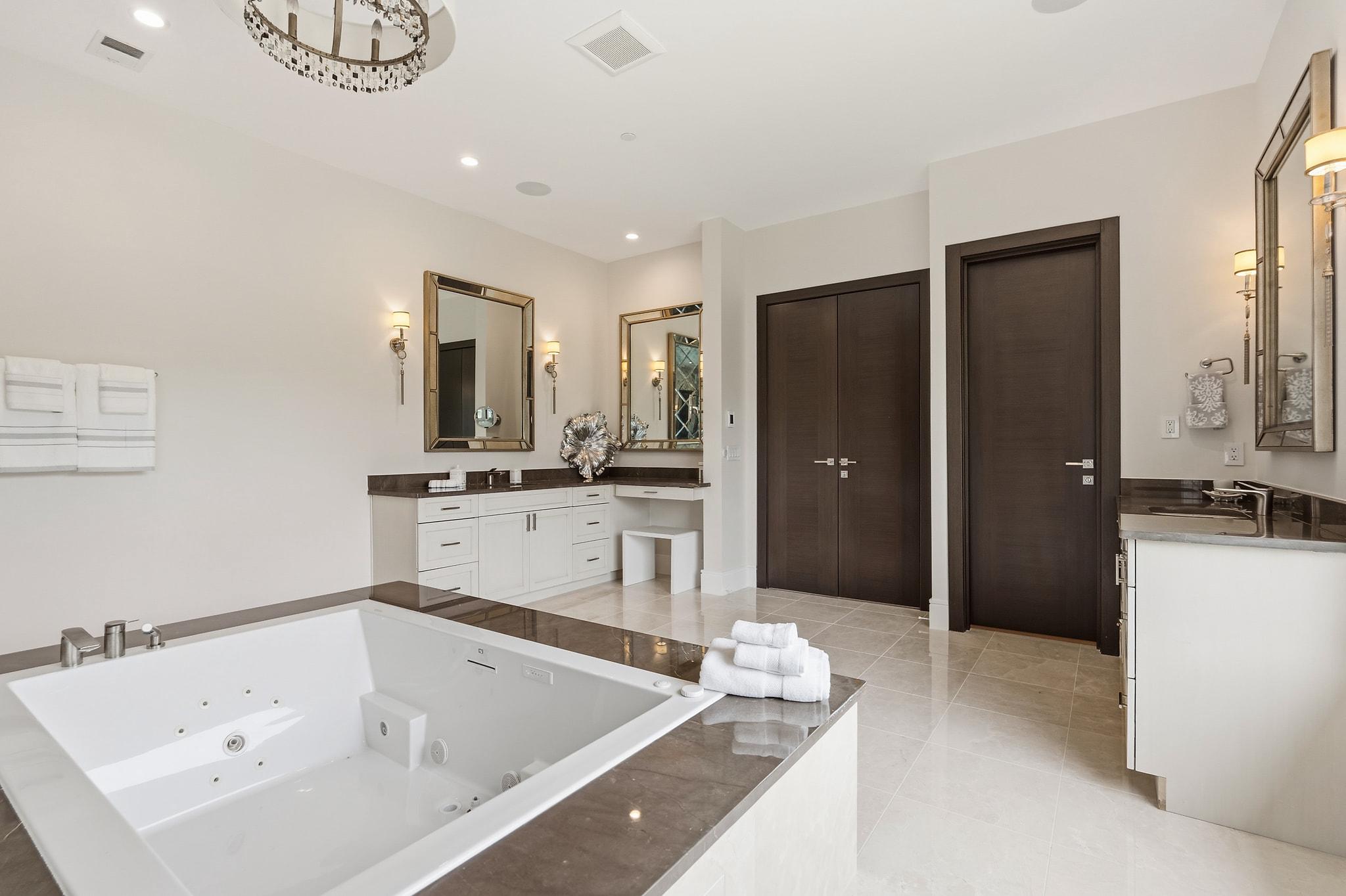  8880 Bradley Boulevard, Bethesda, MD, 20817 - 物件實景