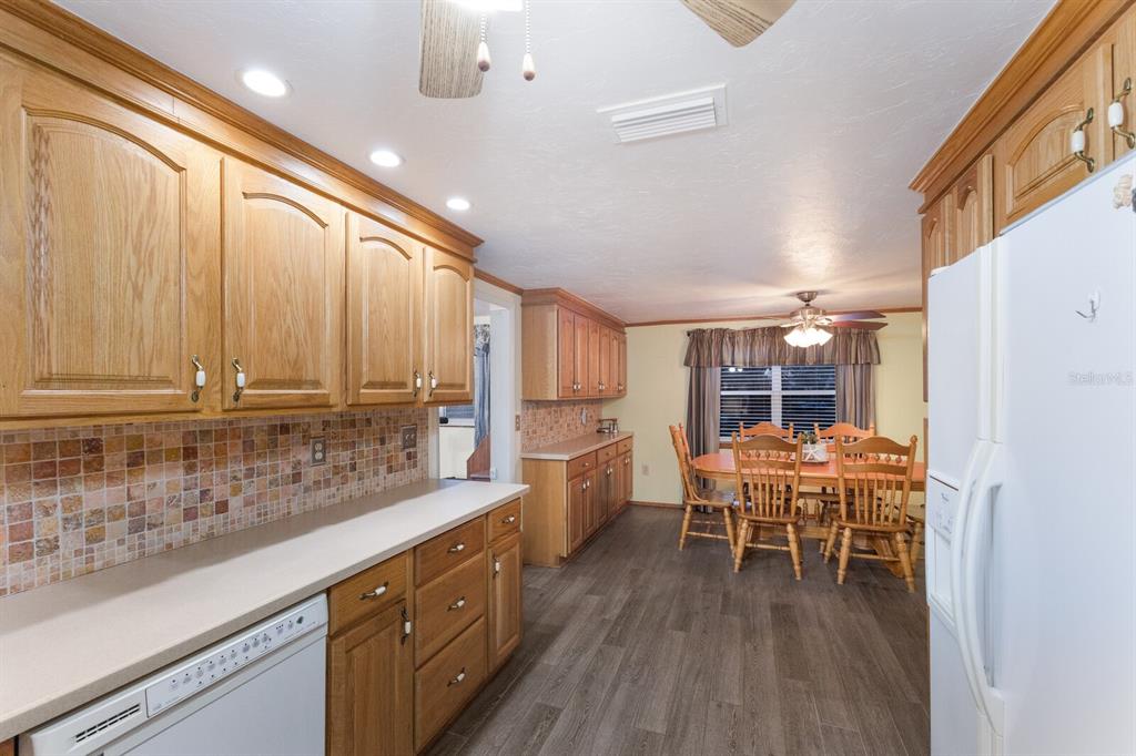 1640 Center Road, Terra Ceia, Florida, 34250, United States, 3 Bedrooms Bedrooms, ,2 BathroomsBathrooms,Residential,For Sale,1640 Center Road,1655689