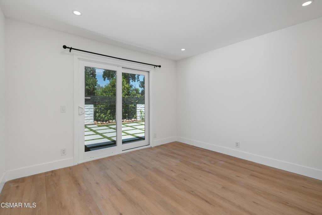 Westlake Village, California, 91361, United States, 4 Bedrooms Bedrooms, ,2 BathroomsBathrooms,Residential,For Sale,1847527
