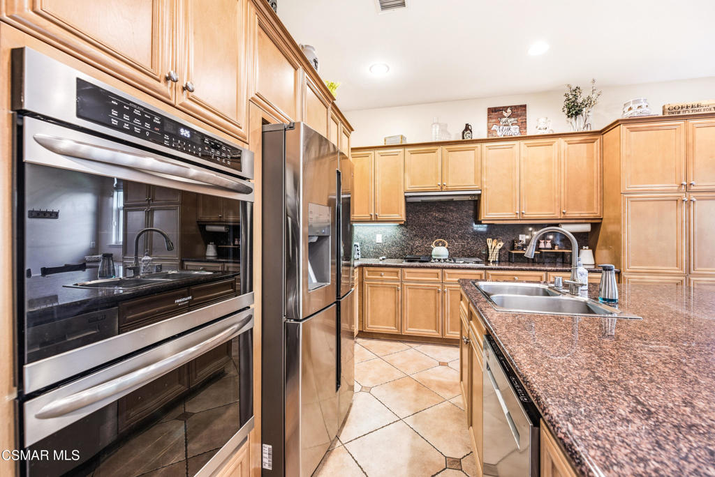 Simi Valley, California, 93063, United States, 5 Bedrooms Bedrooms, ,4 BathroomsBathrooms,Residential,For Sale,2006008