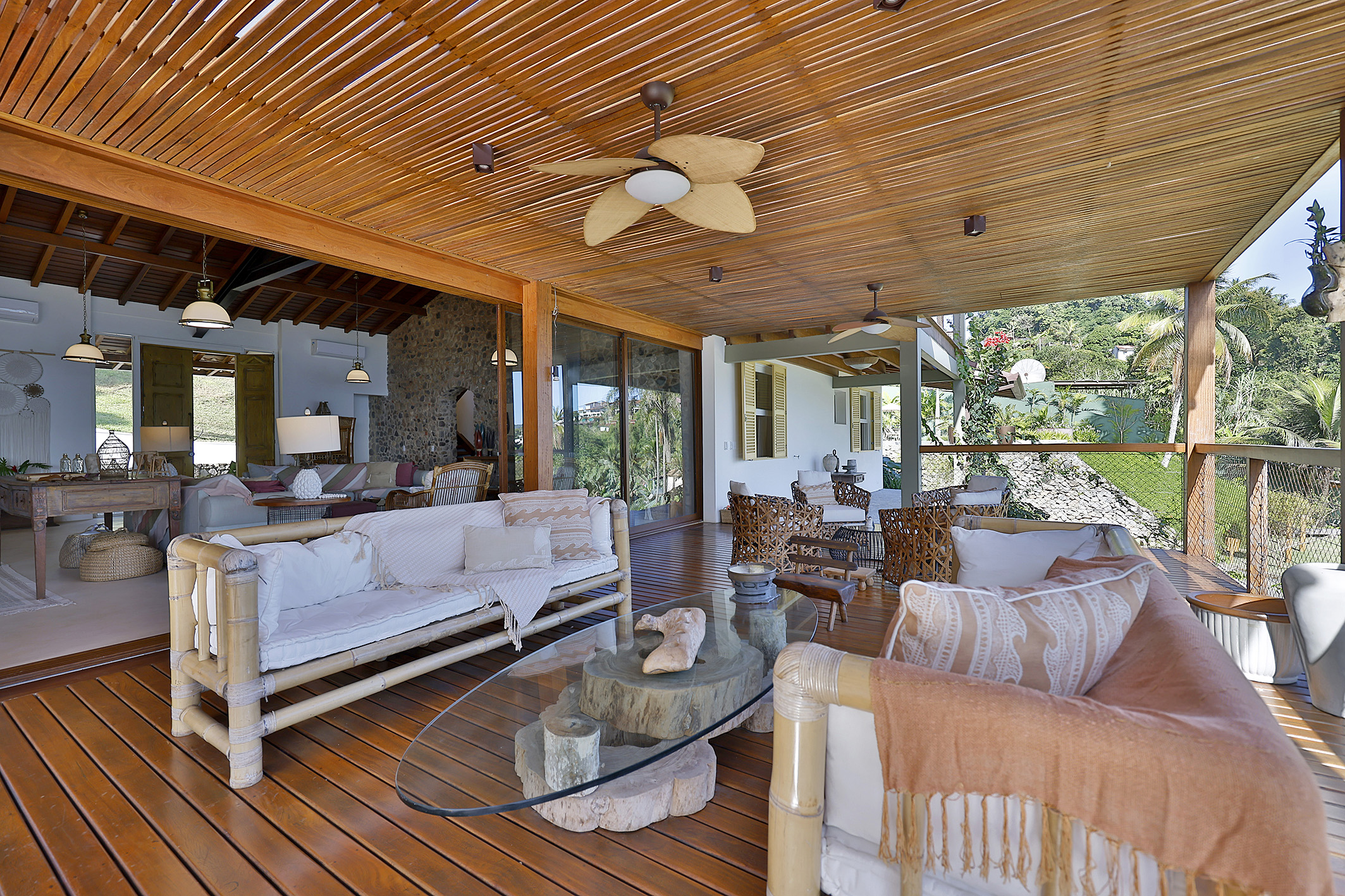  Beachfront house with a swimming pool and a gym - 物件實景