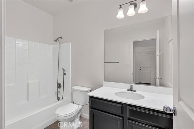 Los Banos, California, 93635, United States, 4 Bedrooms Bedrooms, ,3 BathroomsBathrooms,Residential,For Sale,1982333