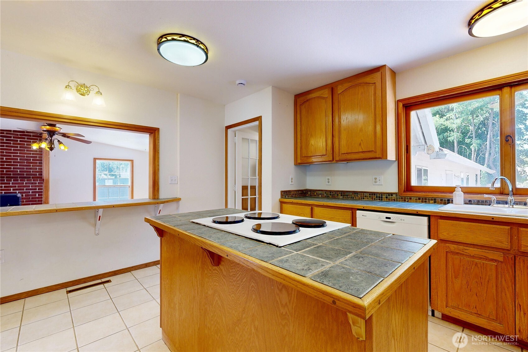 Walla Walla, Washington, 99362, United States, 3 Bedrooms Bedrooms, ,2 BathroomsBathrooms,Residential,For Sale,1907583
