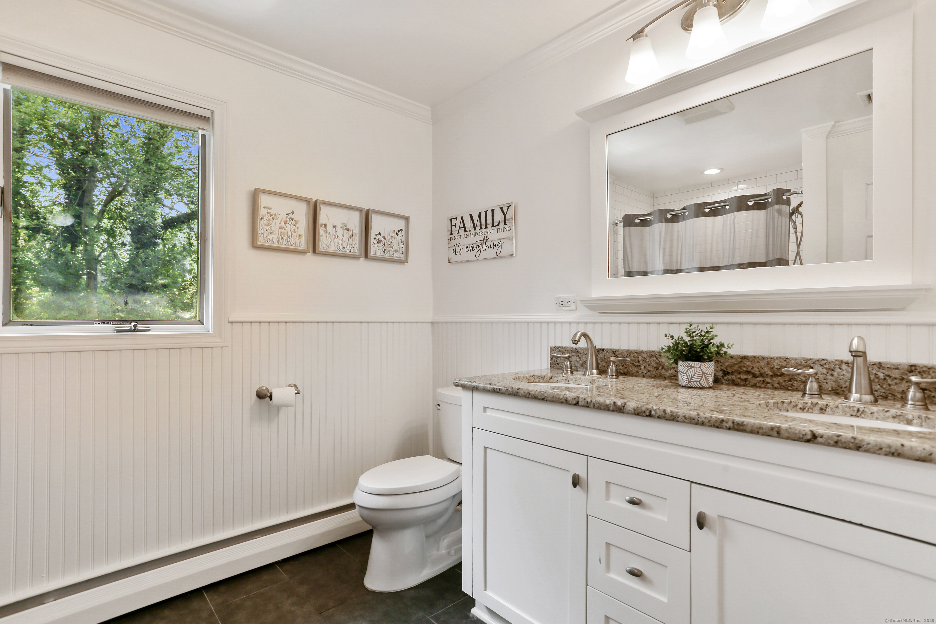 Fairfield, Connecticut, 06824, United States, 3 Bedrooms Bedrooms, ,2 BathroomsBathrooms,Residential,For Sale,1916978