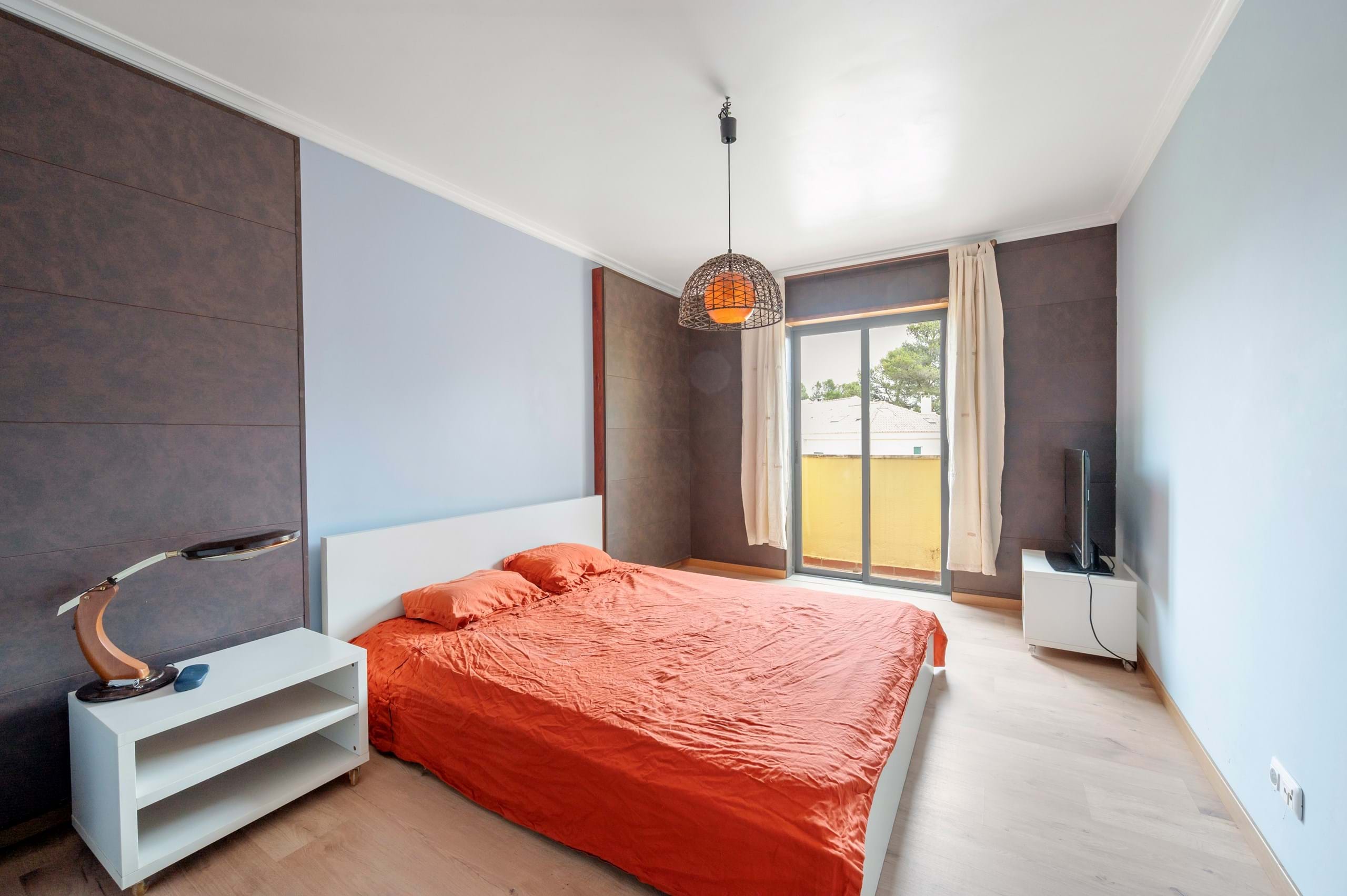 Cascais, Lisbon, 2765-009, PT, 2 Bedrooms Bedrooms, ,2 BathroomsBathrooms,Residential,For Sale,1892916