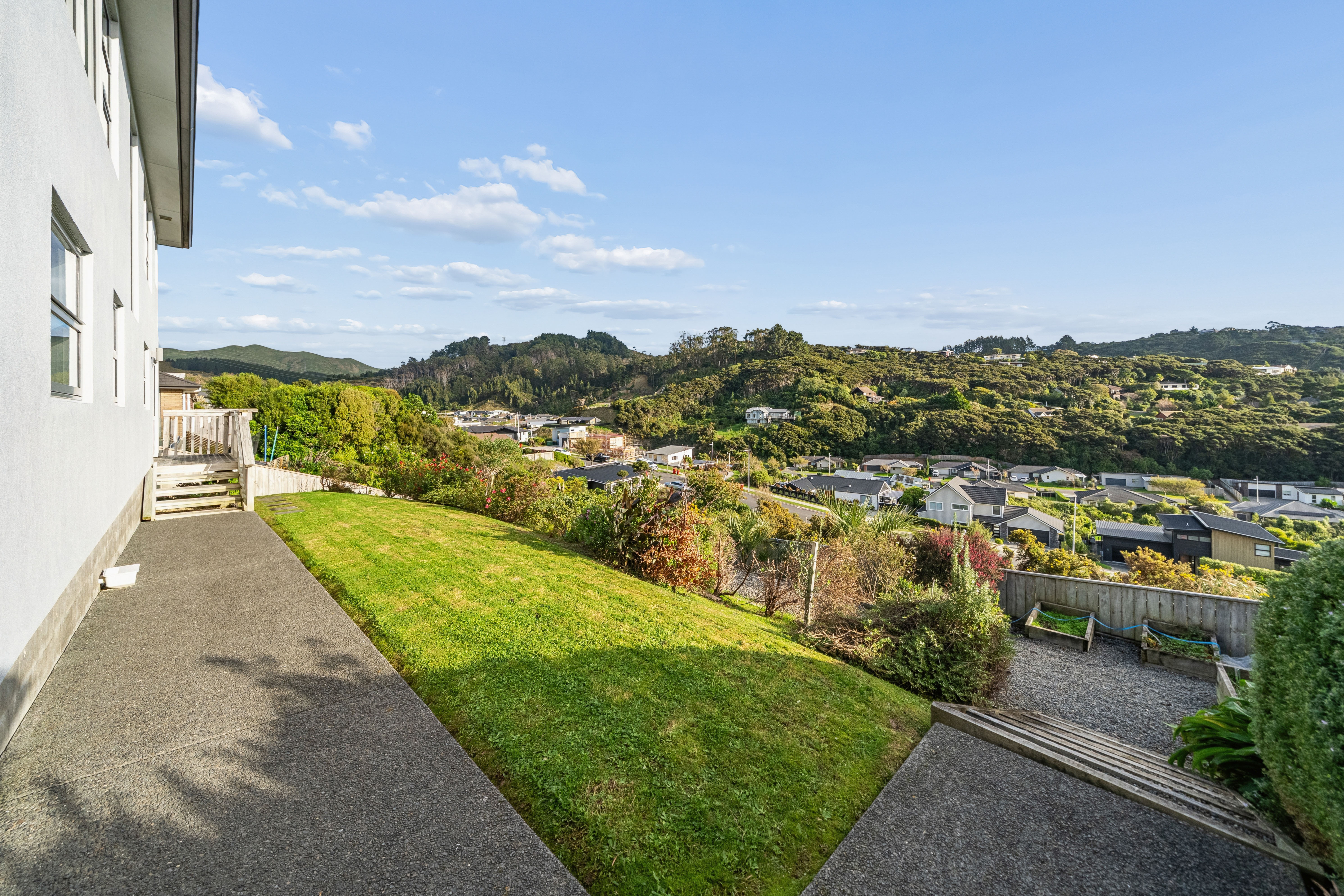  6 Bluejacket Place, Whitby, Porirua - 物件實景
