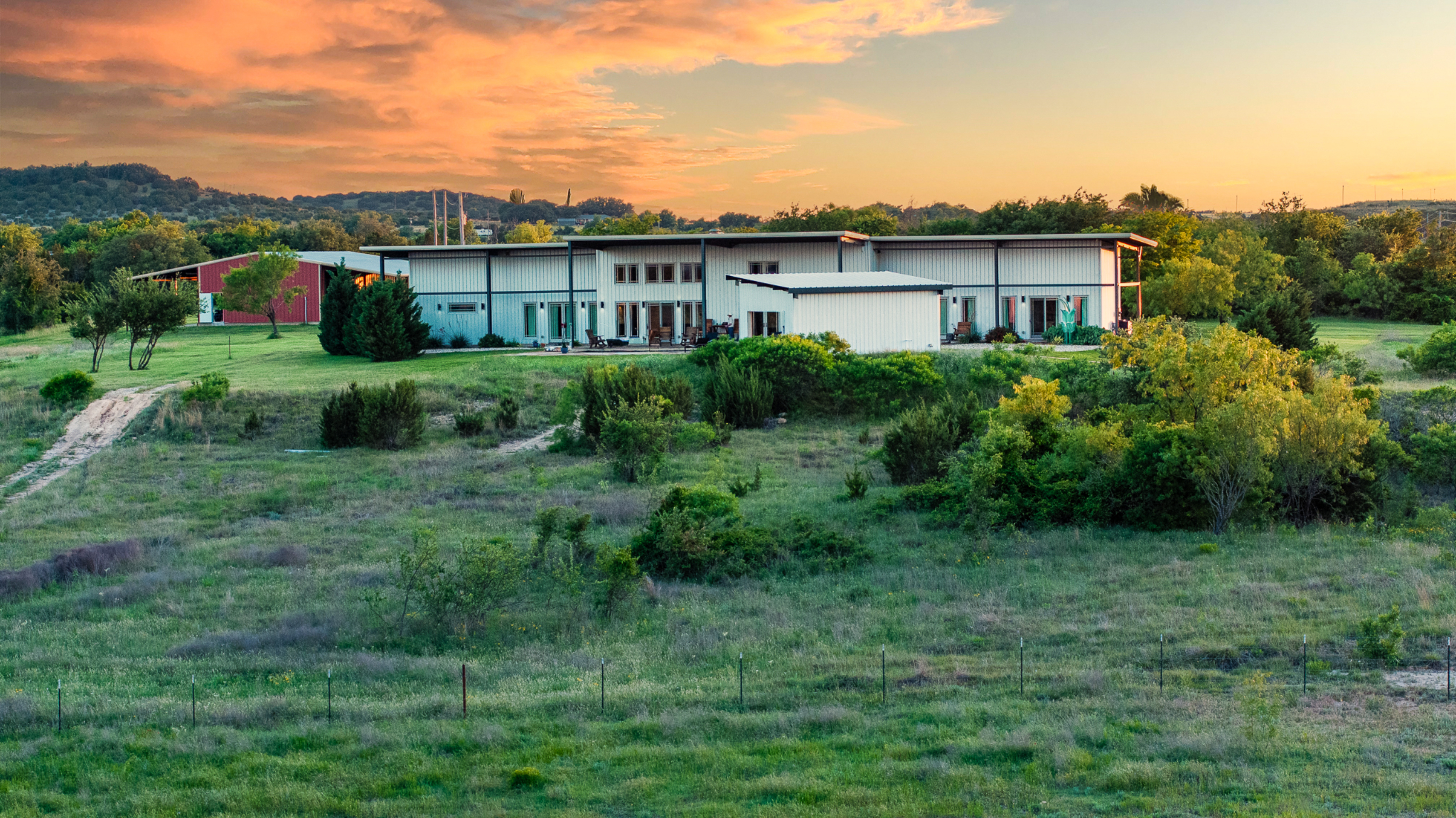 A Turnkey Bosque County Retreat Built for Recreation - 物件實景