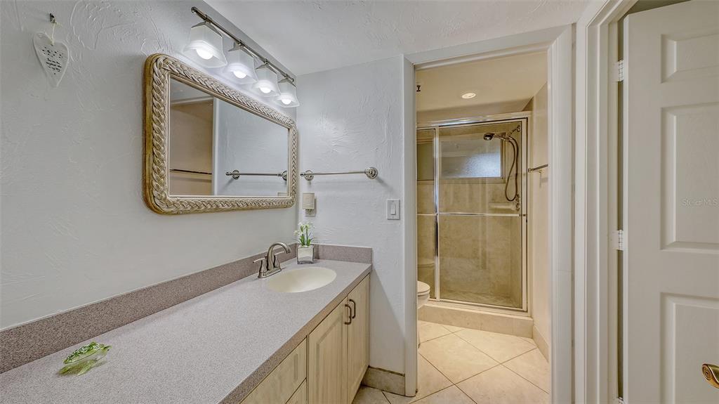 Longboat Key, Florida, 34228, United States, 3 Bedrooms Bedrooms, ,2 BathroomsBathrooms,Residential,For Sale,1793639