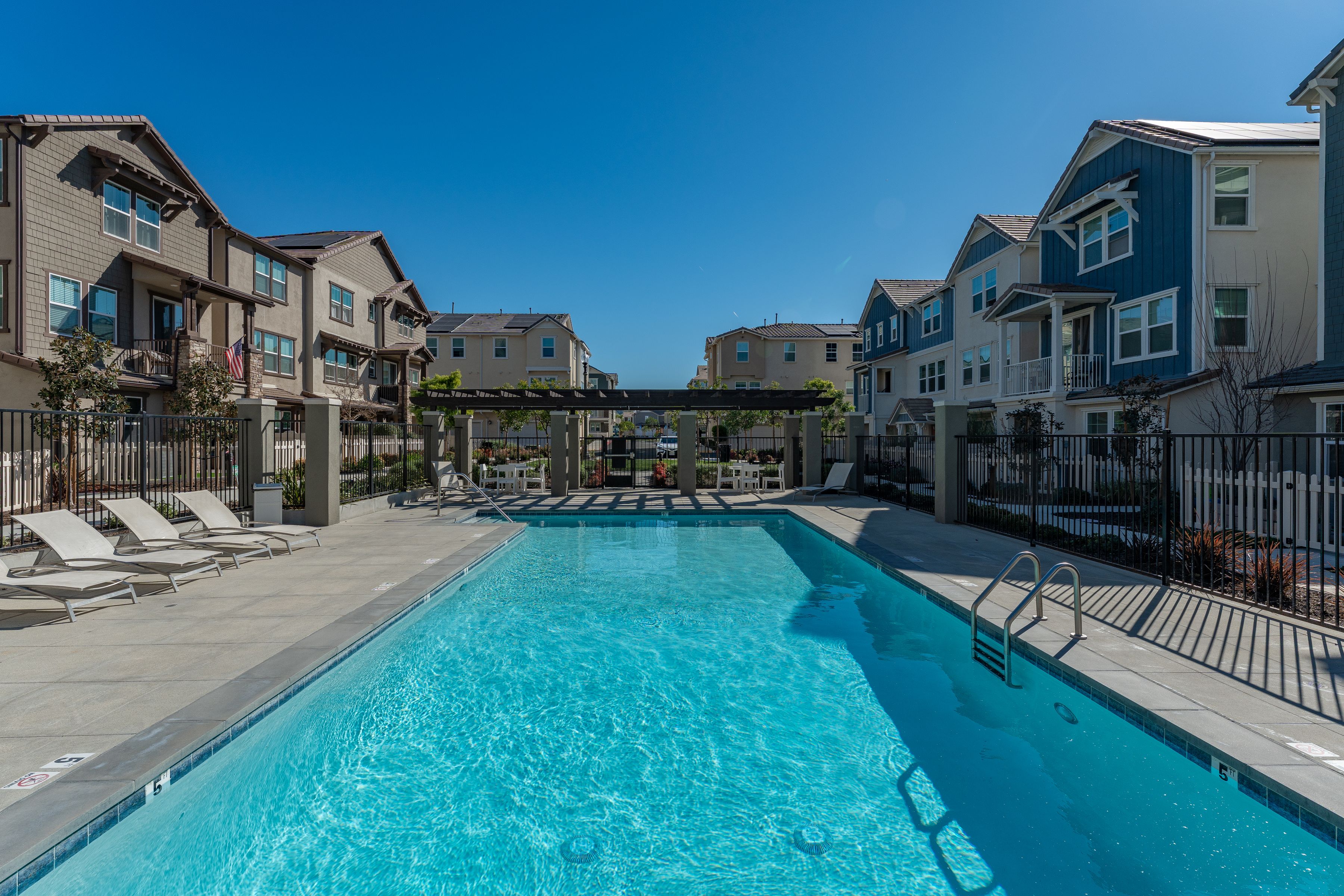  512 Mulberry Lane, Fillmore - 物件實景