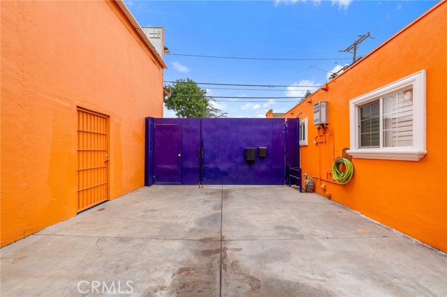 South Gate, California, 90280, United States, 4 Bedrooms Bedrooms, ,Residential,For Sale,2005257