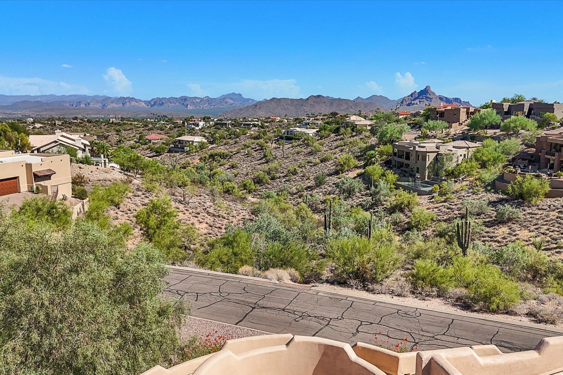 15654 E Tacony Drive  Fountain Hills, AZ - 物件實景