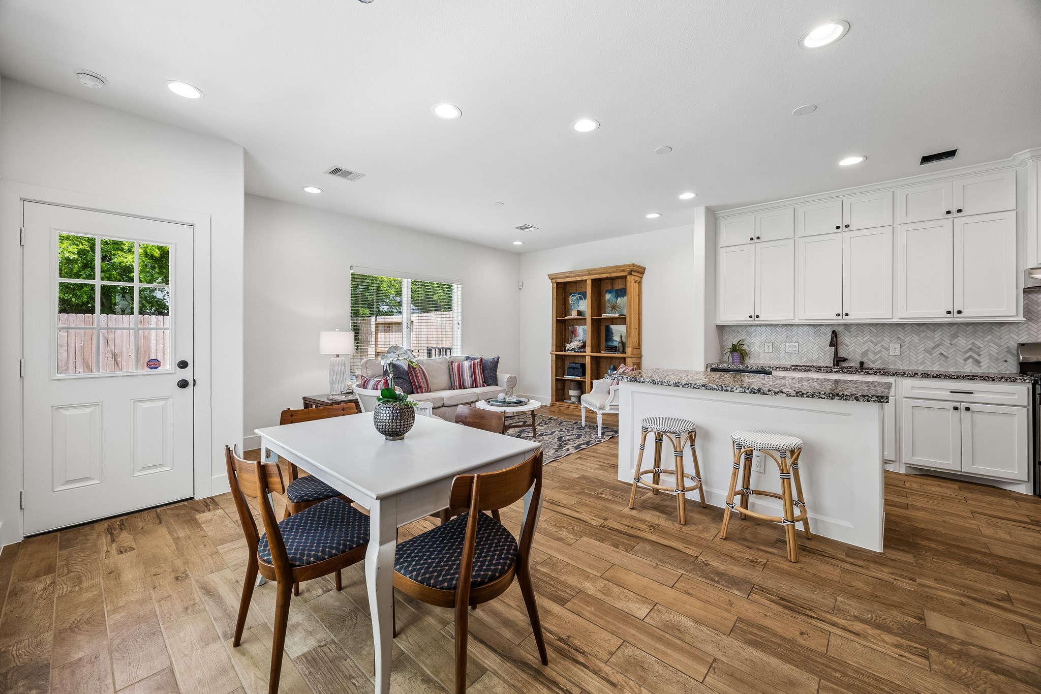  3605 Billingsley Street A - 物件實景