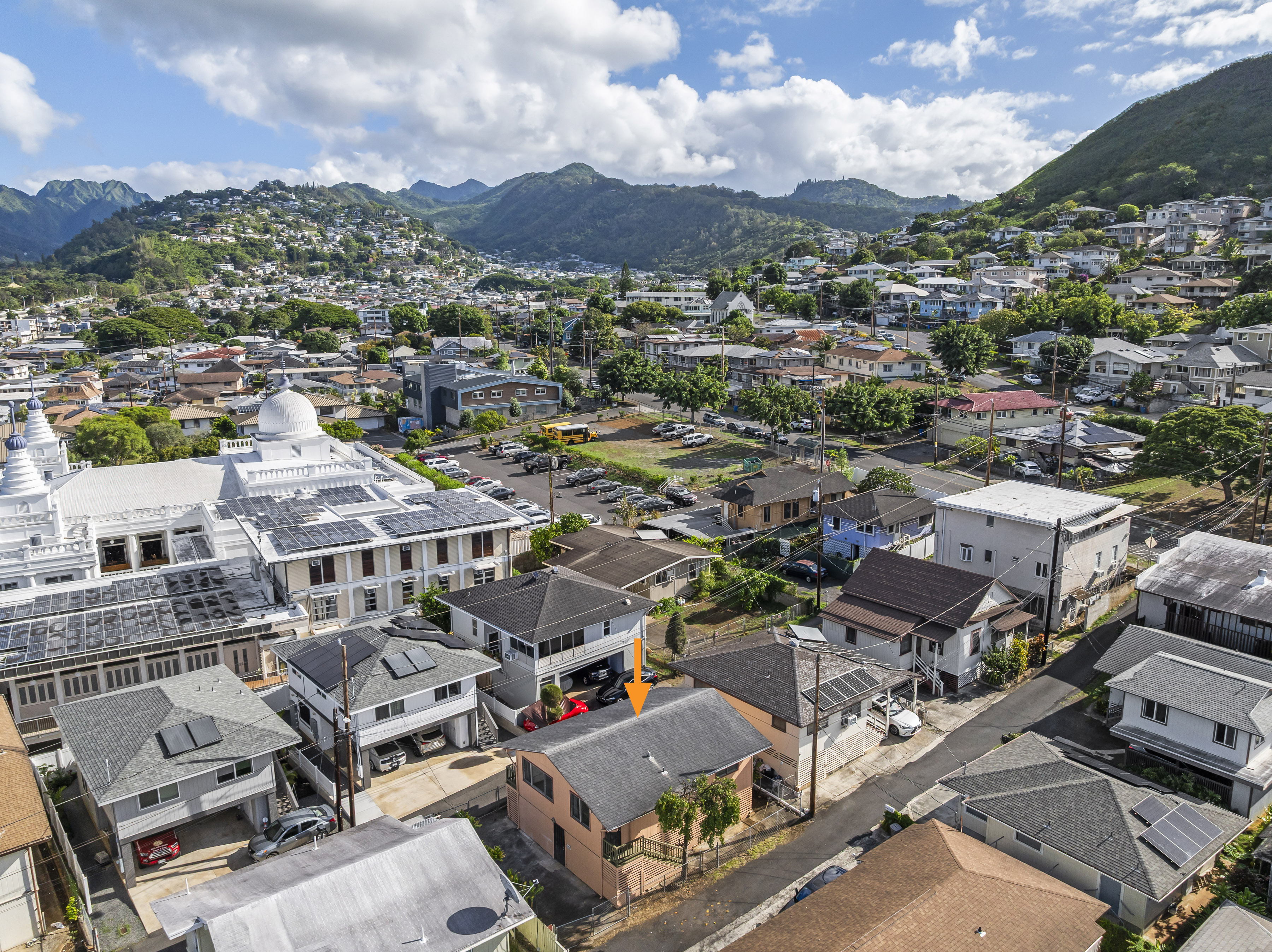 Honolulu, Hawaii, 96813, United States, 3 Bedrooms Bedrooms, ,1 BathroomBathrooms,Residential,For Sale,2000055