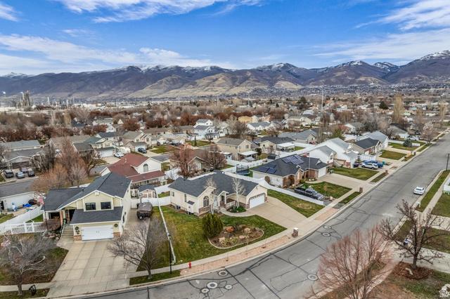 Woods Cross, Utah, 84087, United States, 4 Bedrooms Bedrooms, ,3 BathroomsBathrooms,Residential,For Sale,2005454