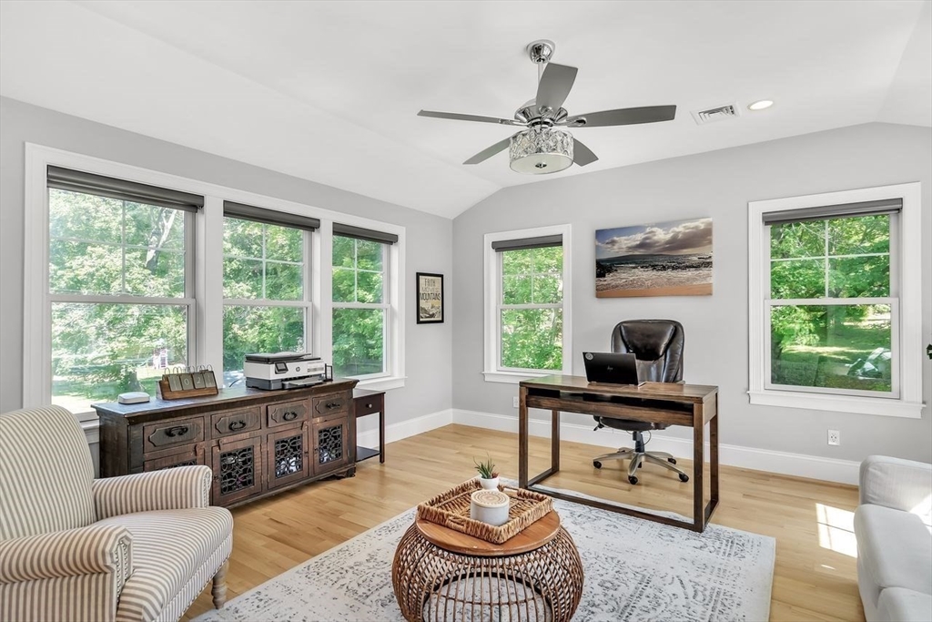 Bedford, Massachusetts, 01730, United States, 5 Bedrooms Bedrooms, ,5 BathroomsBathrooms,Residential,For Sale,1940656