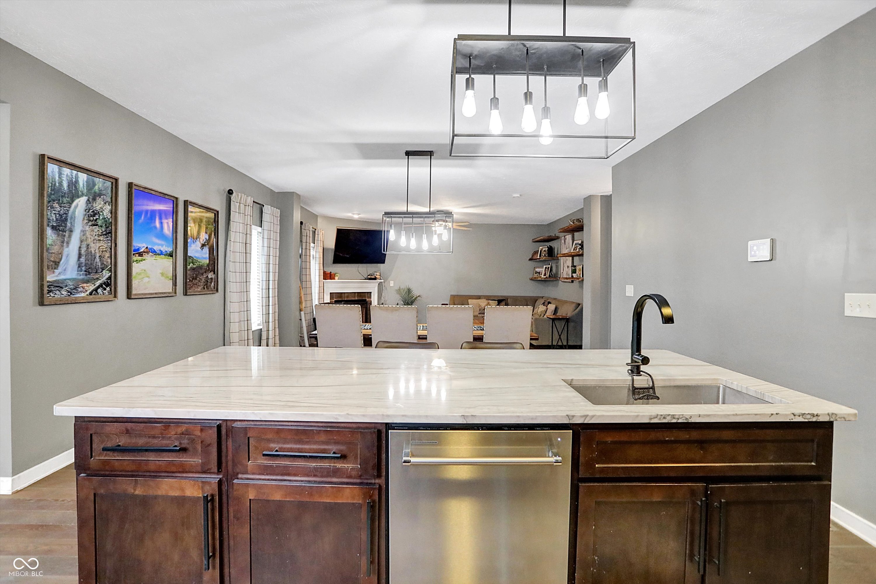 Franklin, Indiana, 46131, United States, 6 Bedrooms Bedrooms, ,4 BathroomsBathrooms,Residential,For Sale,1978604