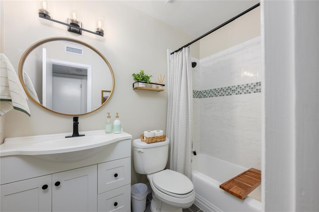Maitland, Florida, 32751, United States, 3 Bedrooms Bedrooms, ,2 BathroomsBathrooms,Residential,For Sale,1890737