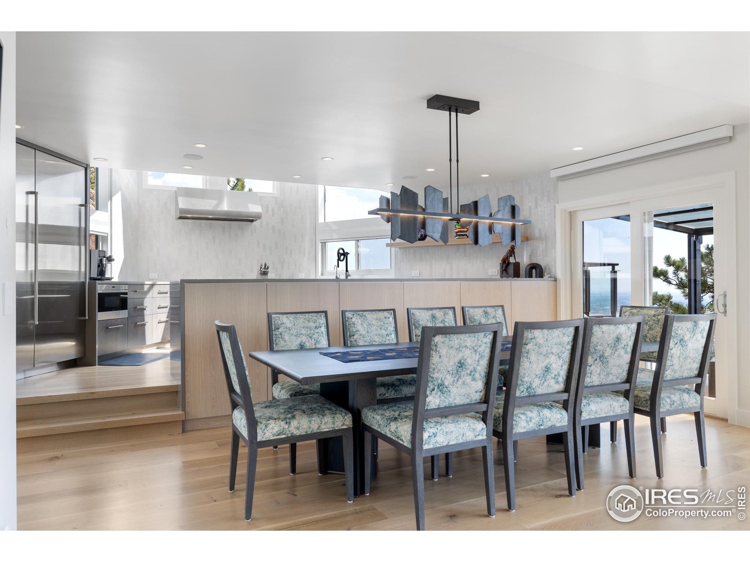 Boulder, Colorado, 80304, United States, 4 Bedrooms Bedrooms, ,3 BathroomsBathrooms,Residential,For Sale,1902087