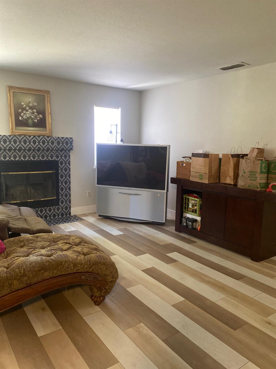 Sacramento, California, 95838, United States, 4 Bedrooms Bedrooms, ,3 BathroomsBathrooms,Residential,For Sale,1895682