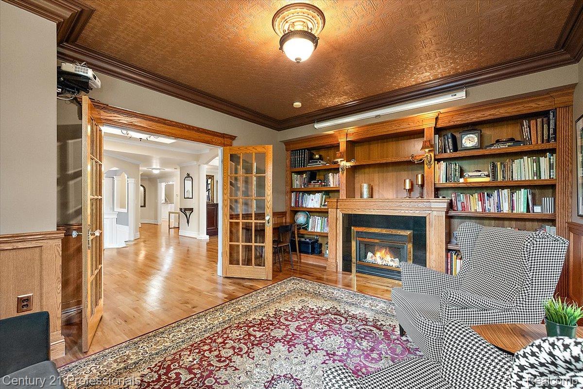 Clarkston, Michigan, 48346, United States, 4 Bedrooms Bedrooms, ,7 BathroomsBathrooms,Residential,For Sale,2048841
