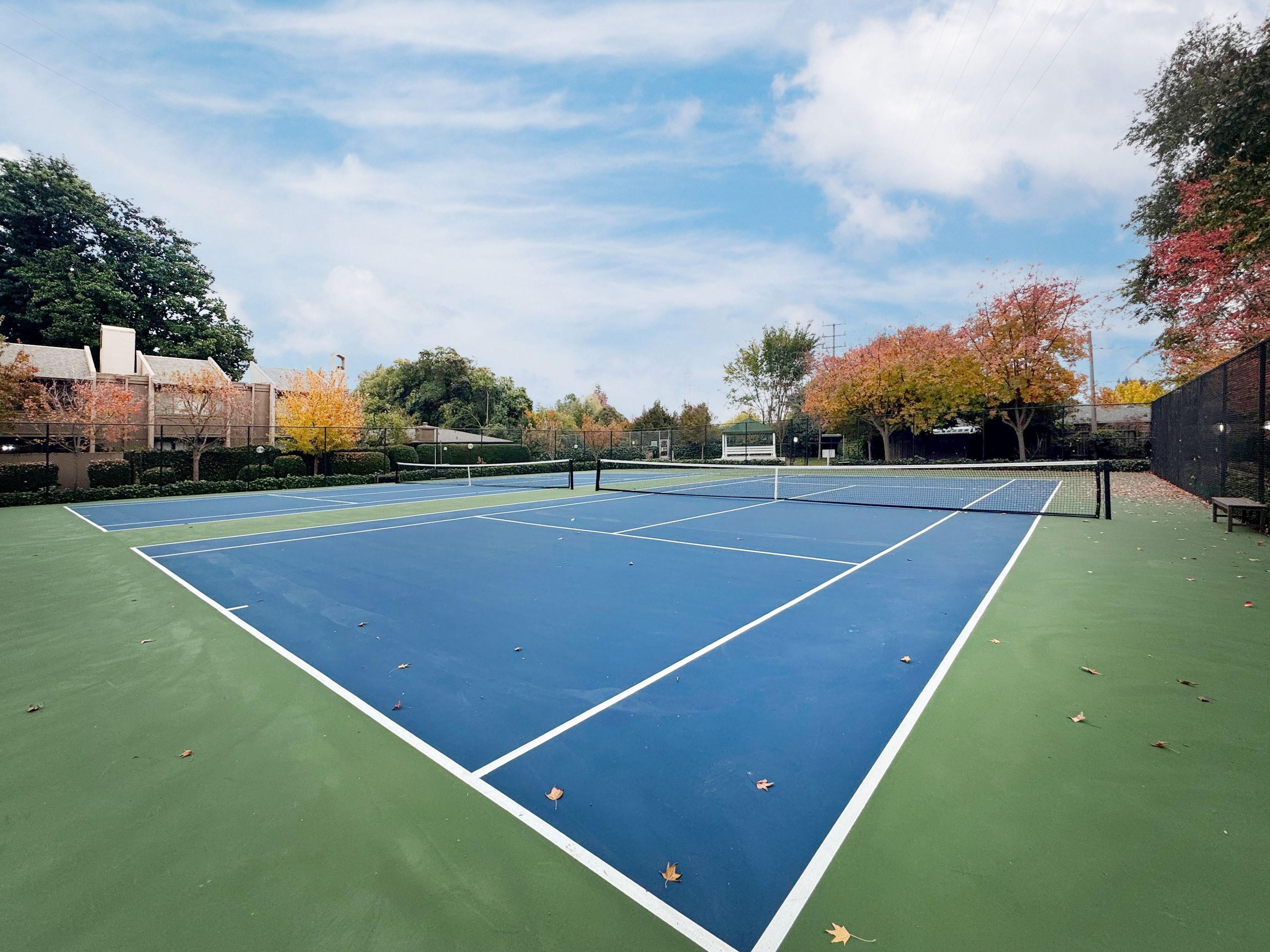  709 Woodside Lane East #2, Sacramento, CA 95825 - 物件實景