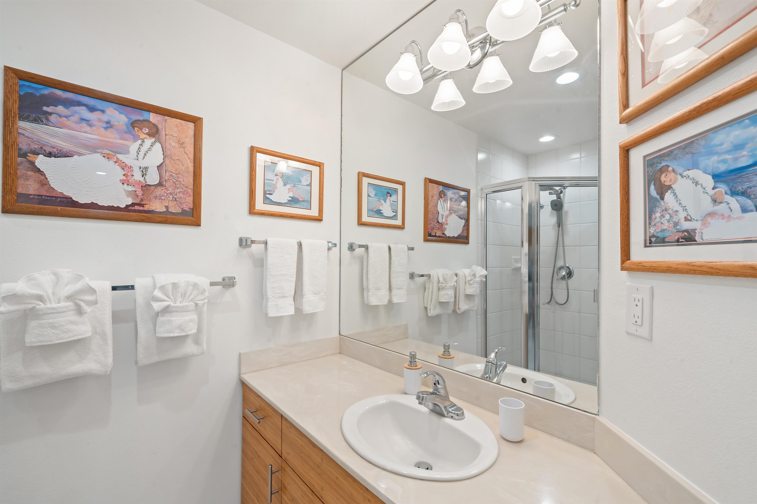 Kihei, Hawaii, 96753, United States, 1 Bedroom Bedrooms, ,2 BathroomsBathrooms,Residential,For Sale,1996903