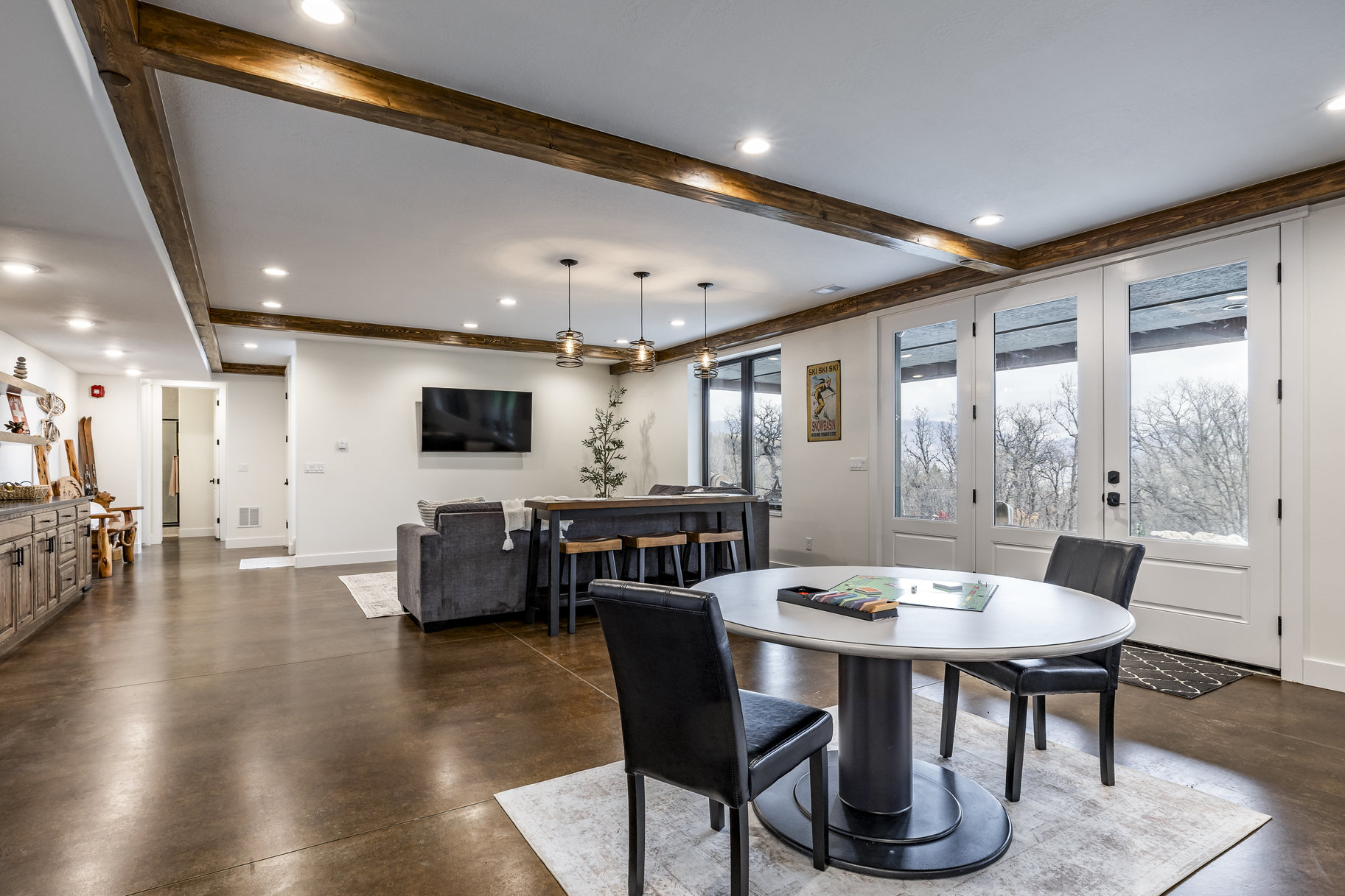  Welcome to a Private Mountain Luxury Retreat on Iconic Old Snowbasin Road - 物件實景