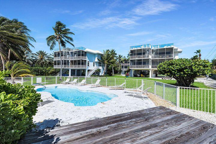 Islamorada, Florida, 33036, United States, 2 Bedrooms Bedrooms, ,3 BathroomsBathrooms,Residential,For Sale,1990240