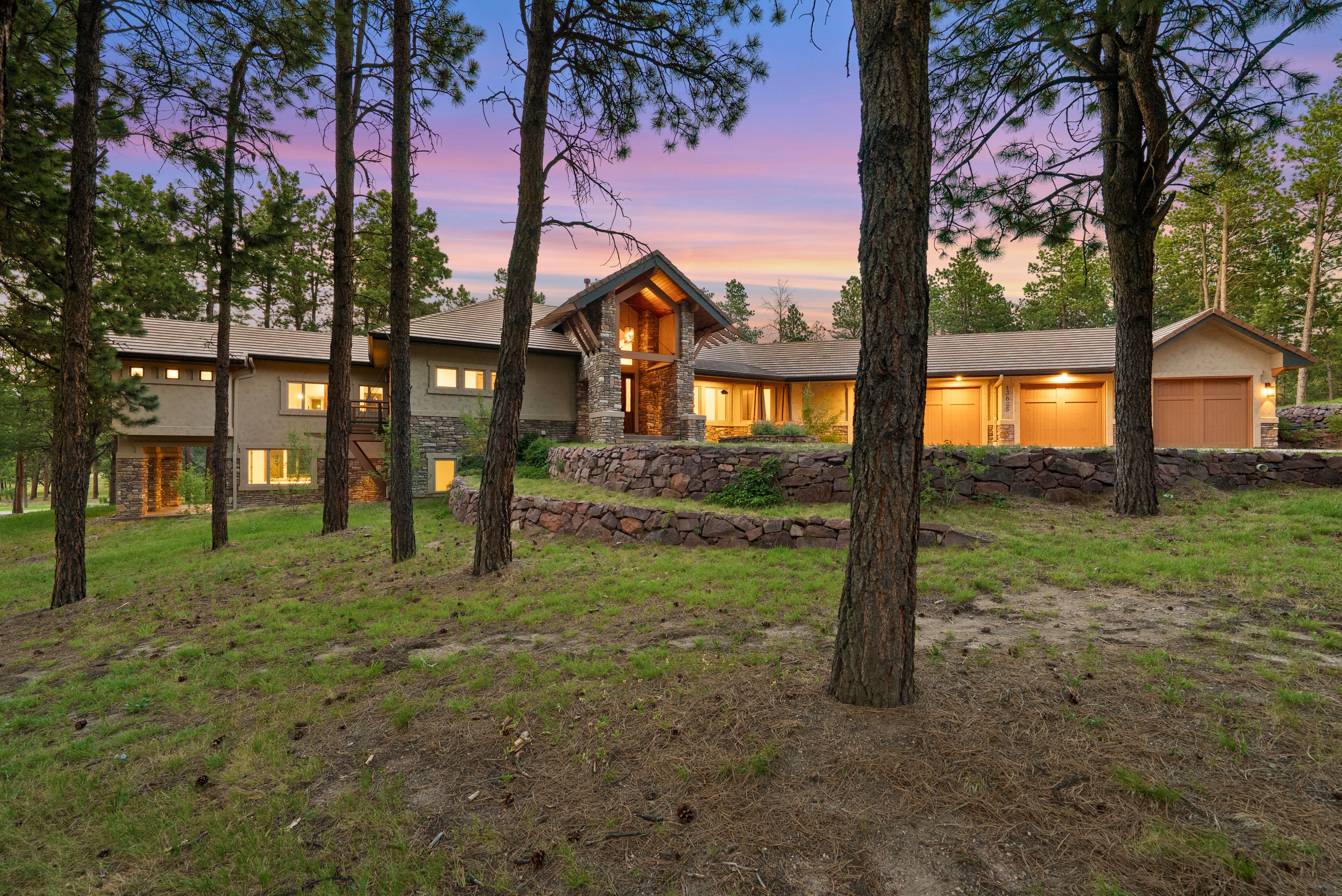  Captivating Mountain Modern in Cathedral Pines - 物件實景