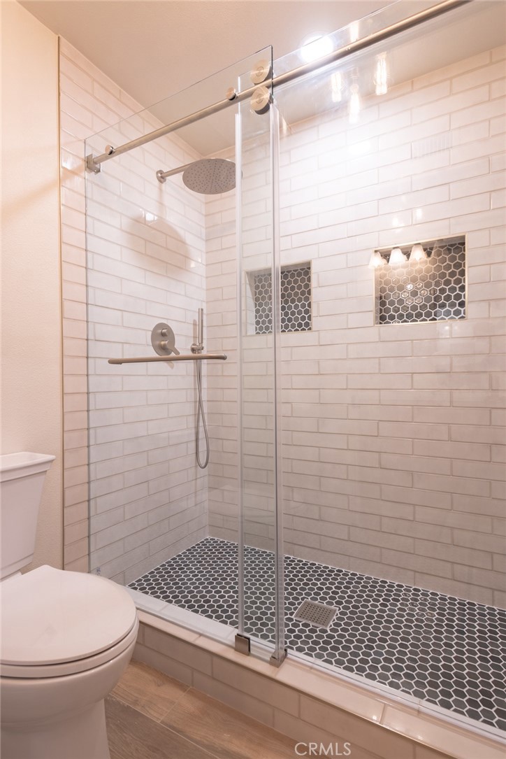 Mission Viejo, California, 92692, United States, 3 Bedrooms Bedrooms, ,2 BathroomsBathrooms,Residential,For Sale,1997044