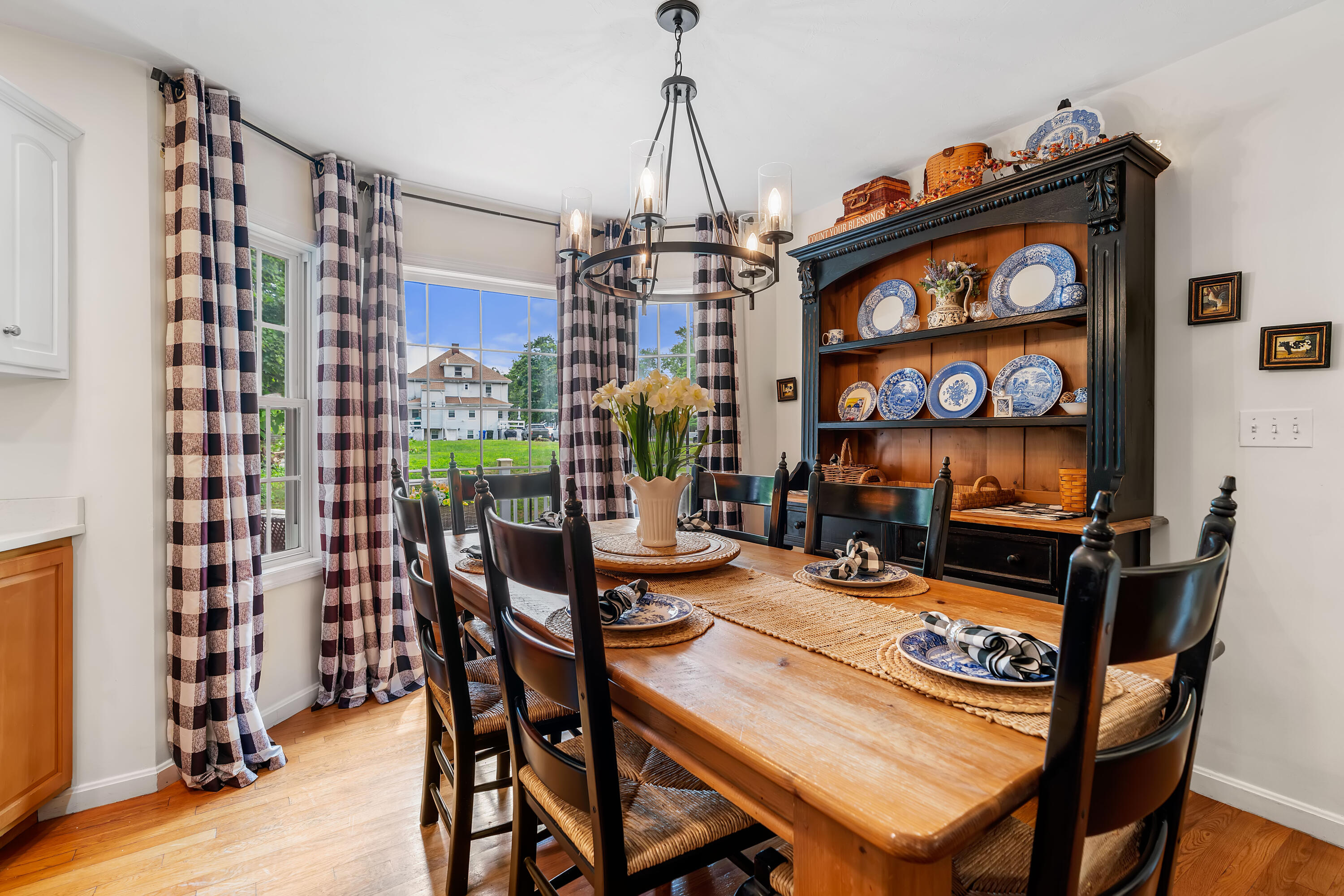  2 Ture Lane, Holbrook, MA, 02343 - 物件實景
